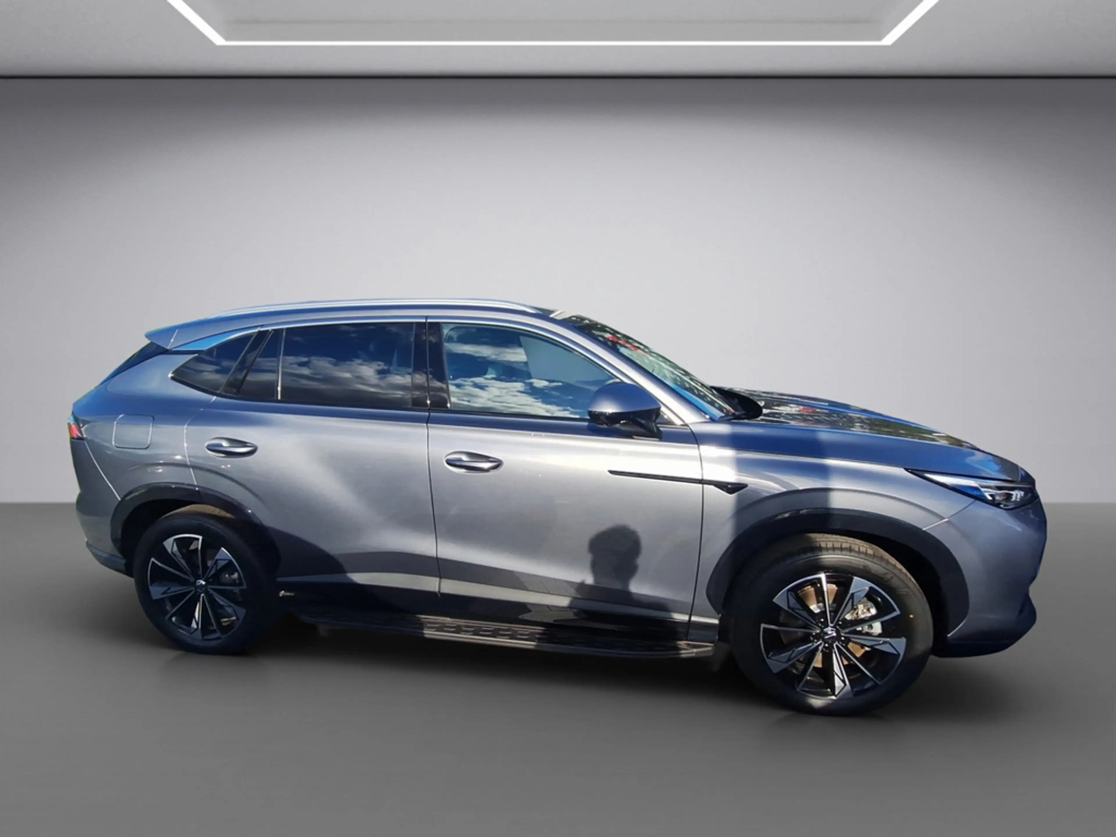 MG HS PHEV LUX PDC SHZ KAMERA NAVI ACC LED PANO — photo 7