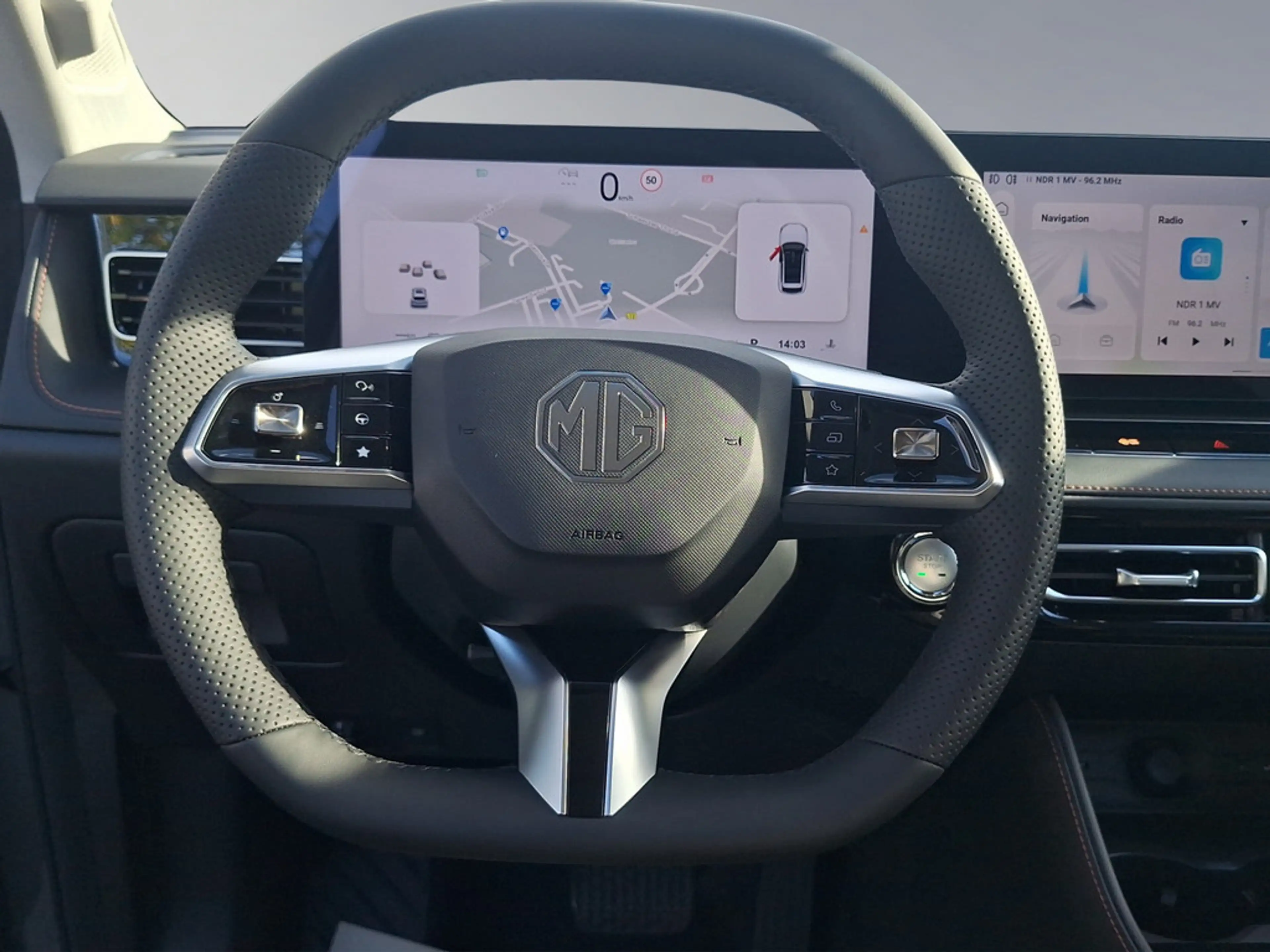 MG HS PHEV LUX PDC SHZ KAMERA NAVI ACC LED PANO — photo 12