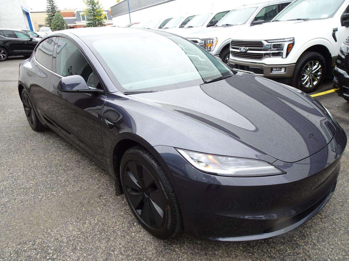 2026 Tesla Model 3 Premium AWD-1 Long Range Dual Motor Sedan — снимка 1