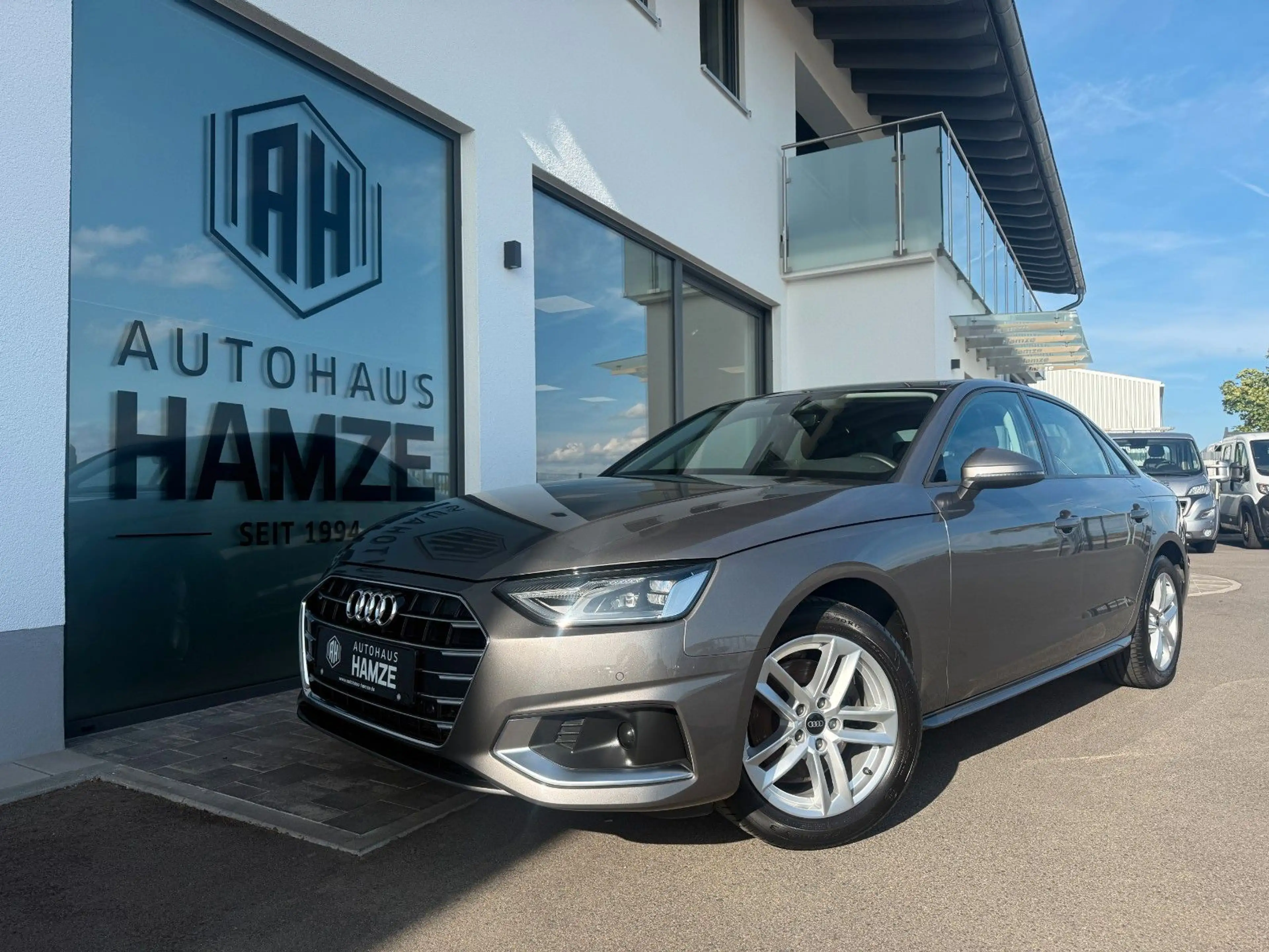 Audi A4 Lim. 30 TDI S tronic advanced|Schiebedach|DAB — photo 10