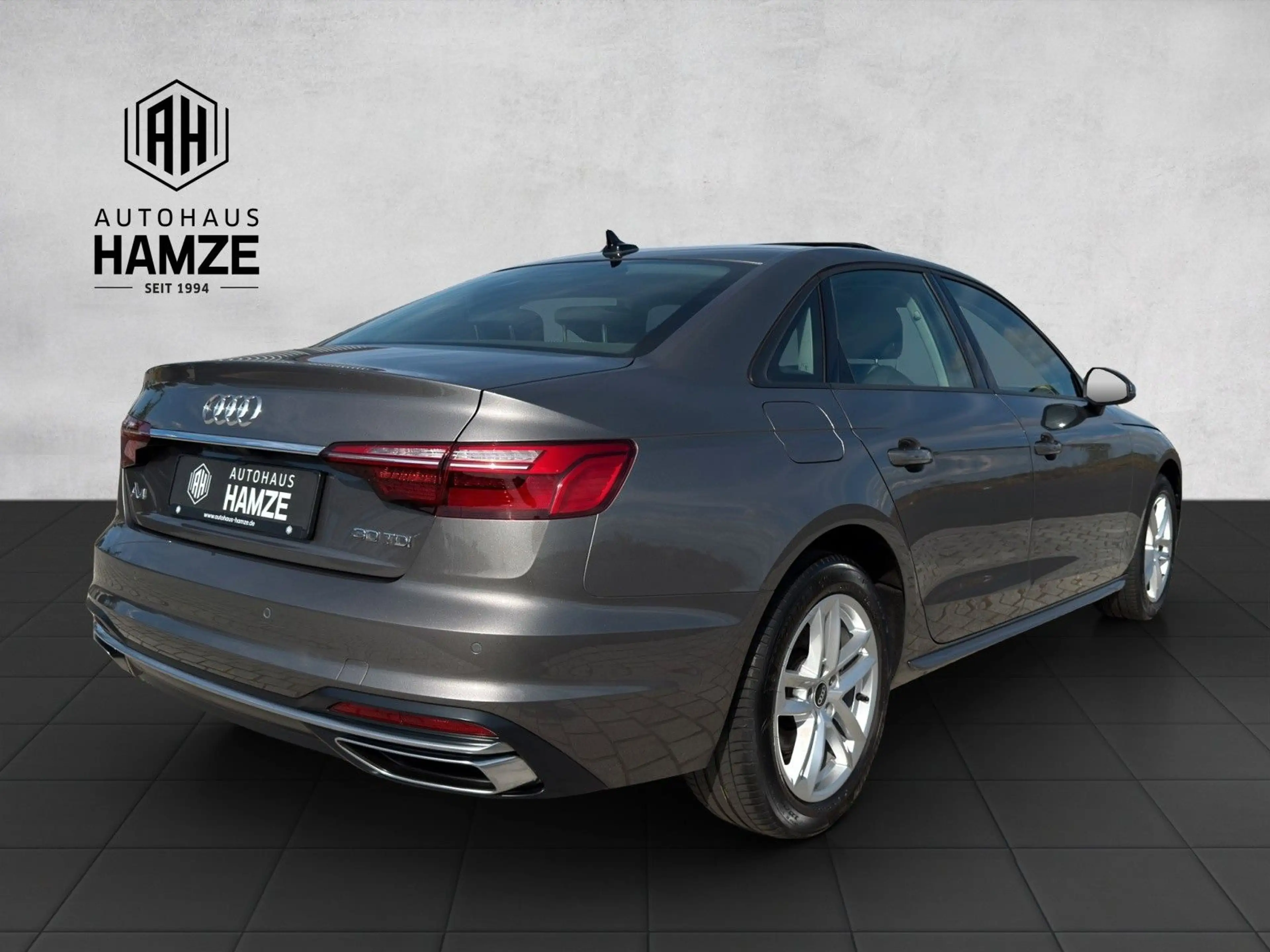 Audi A4 Lim. 30 TDI S tronic advanced|Schiebedach|DAB — photo 6