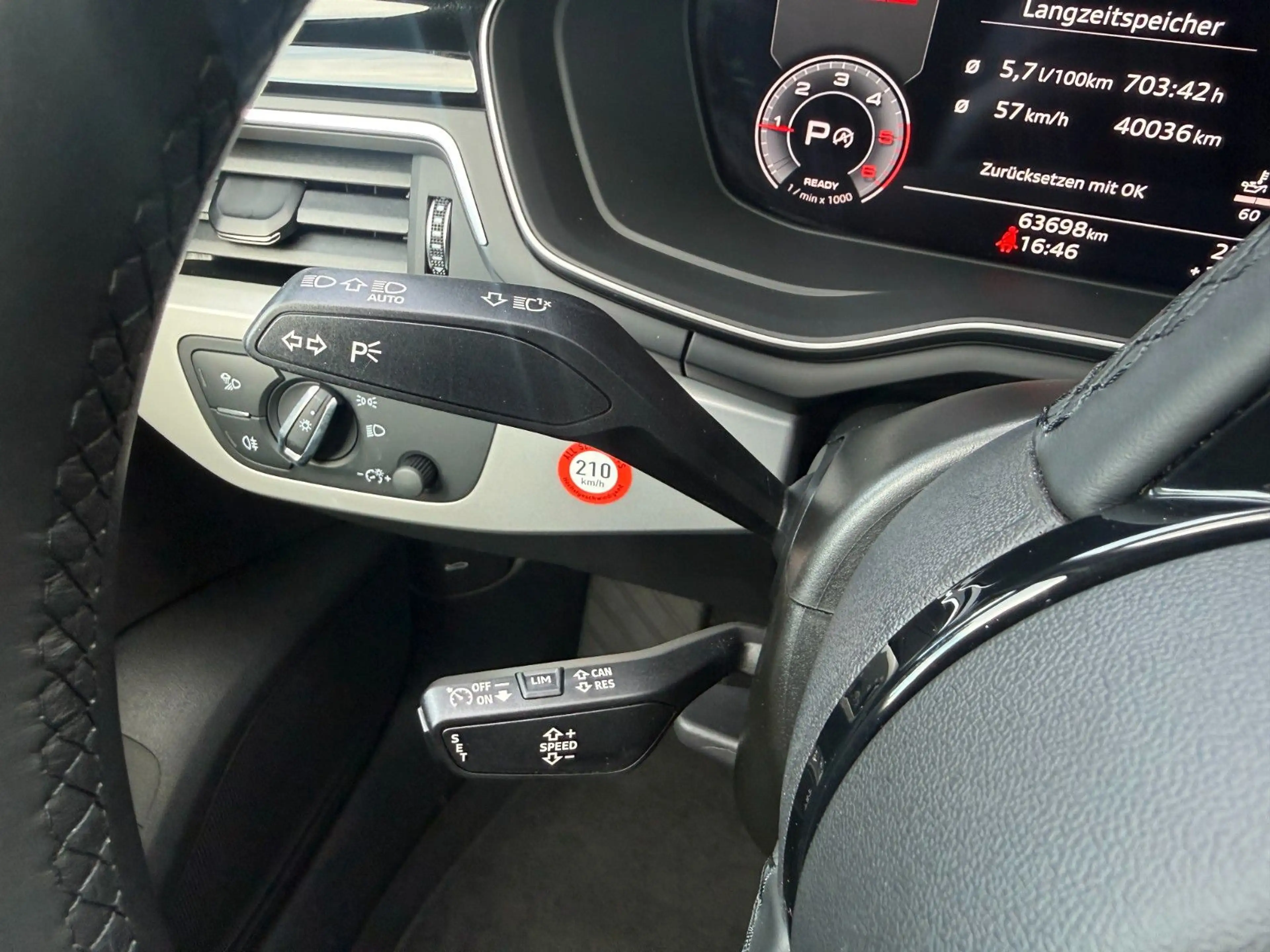 Audi A4 Lim. 30 TDI S tronic advanced|Schiebedach|DAB — photo 16