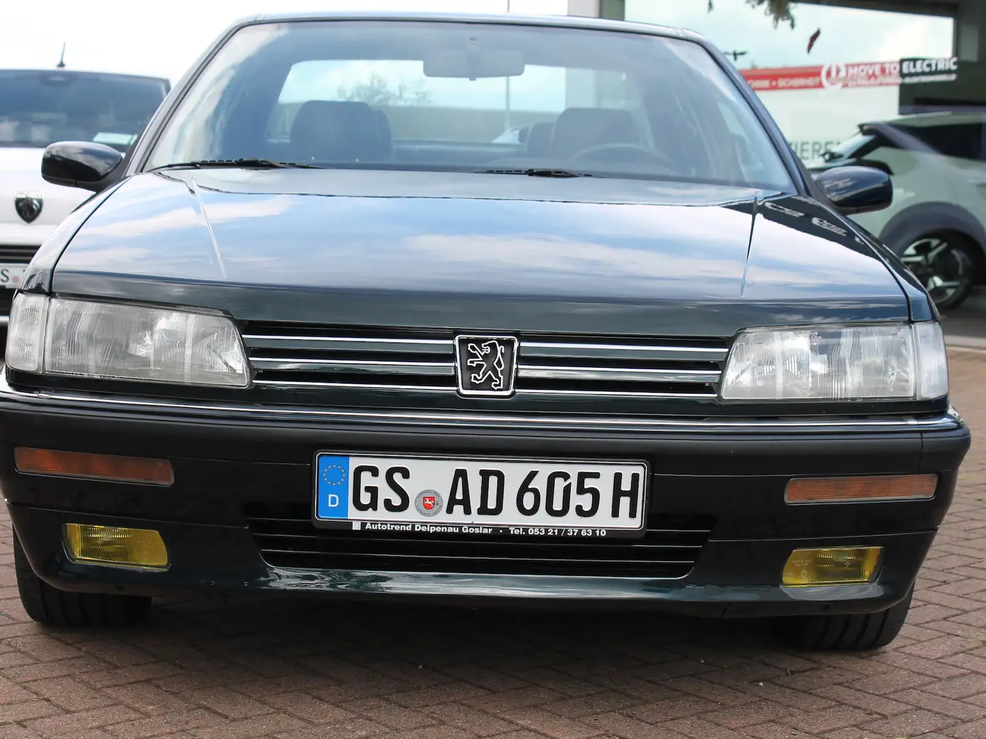 Peugeot 605 3.0 V6 Grün - 2