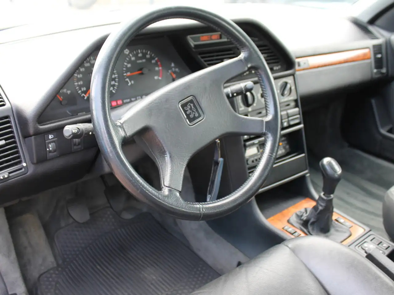 Peugeot 605 3.0 V6, foto 10