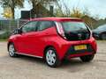 Toyota Aygo 1.0 VVT-i x-play/SIDE BARS Rood - thumbnail 4