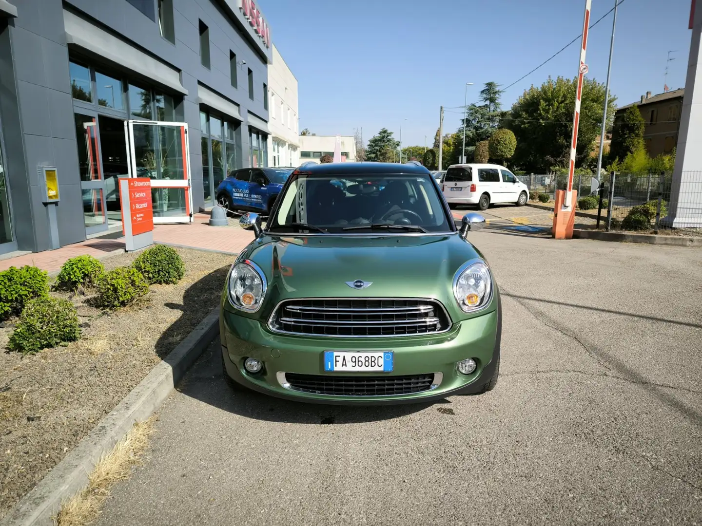 MINI Cooper D Countryman Mini 2.0 Cooper D auto E6 Vert - 2