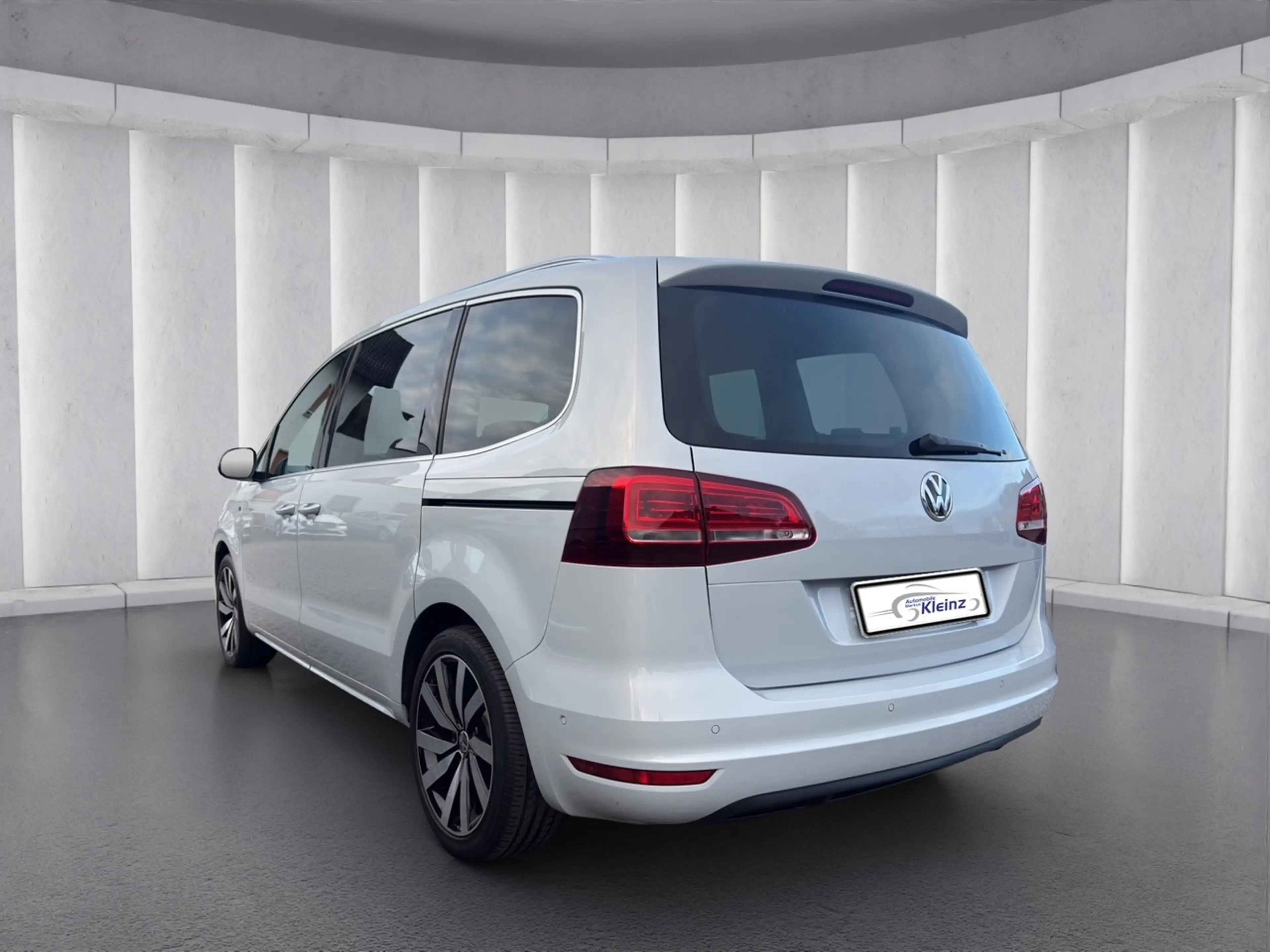 Volkswagen Sharan Join+DSG+CARPLAY+R-KAMERA+ LED+NAVI+SZH — photo 2