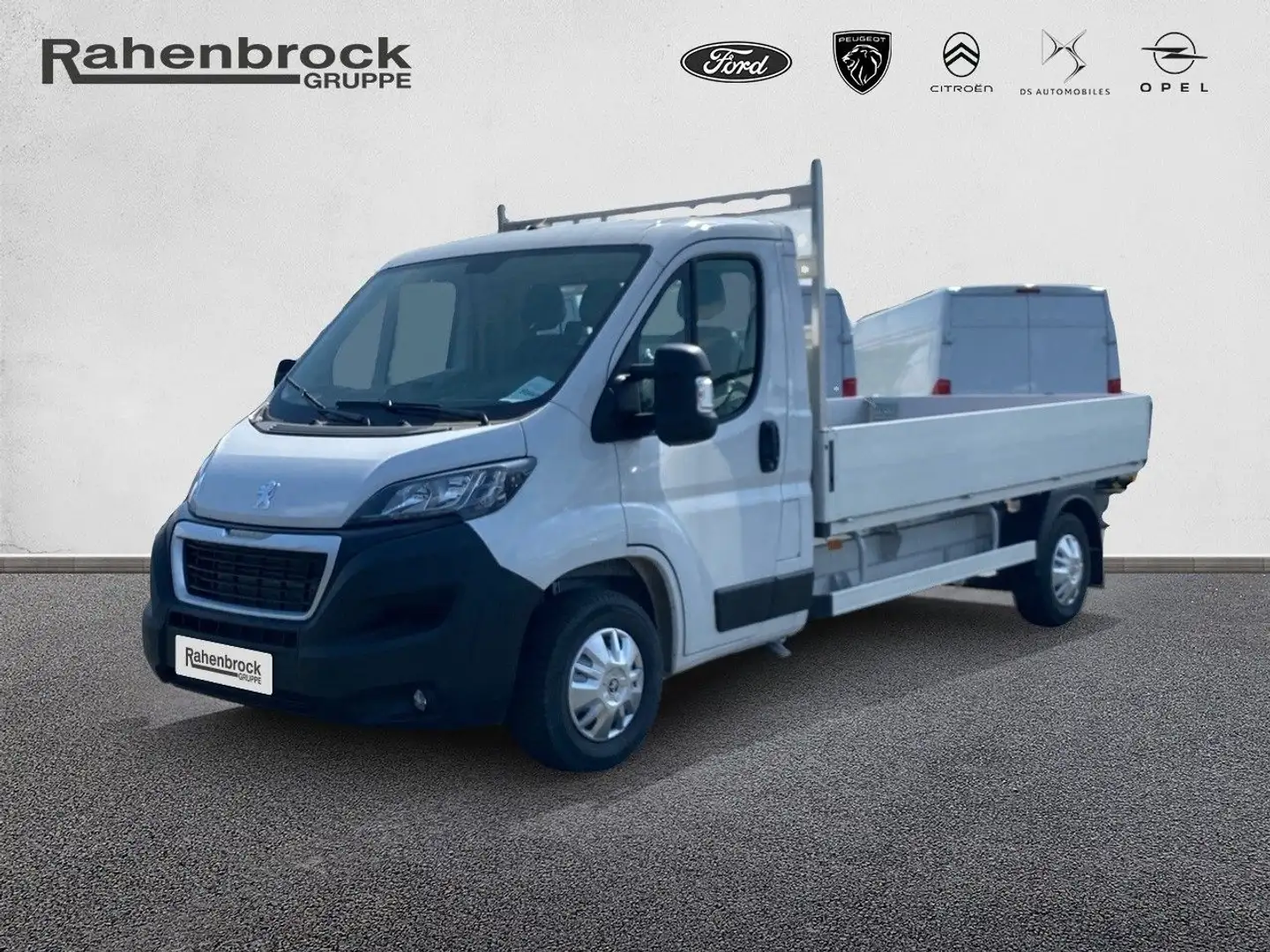 Peugeot Boxer Pritsche L3 335 2.2 BlueHDi 140 Weiß - 1