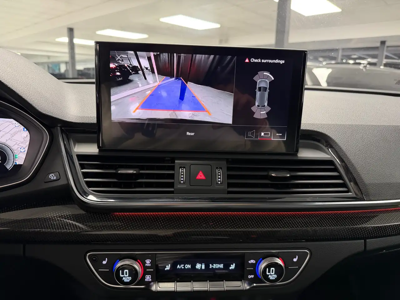 Audi SQ5 снимка Audi SQ5
