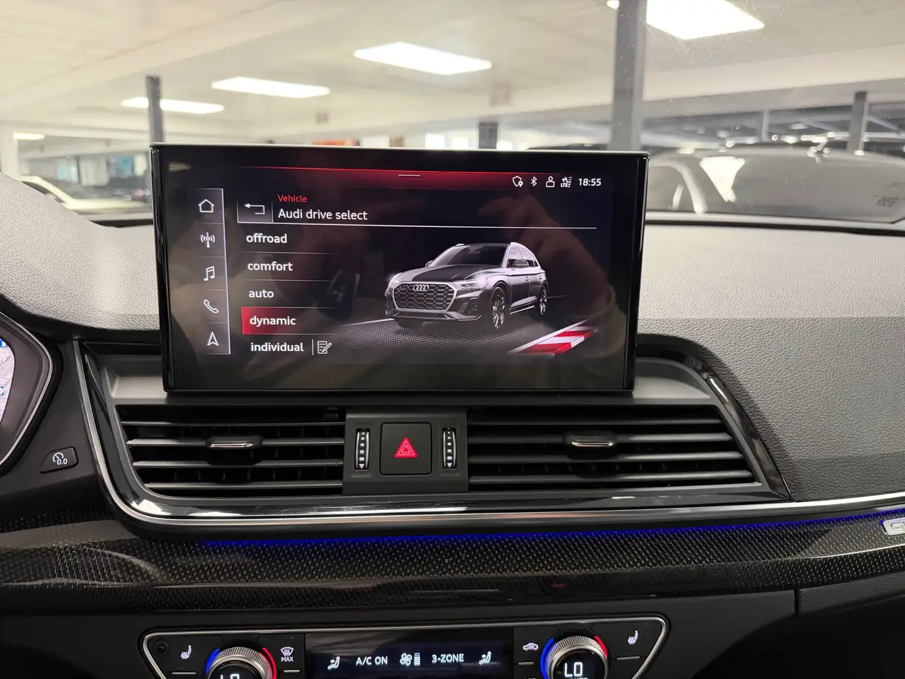 Audi SQ5 снимка Audi SQ5