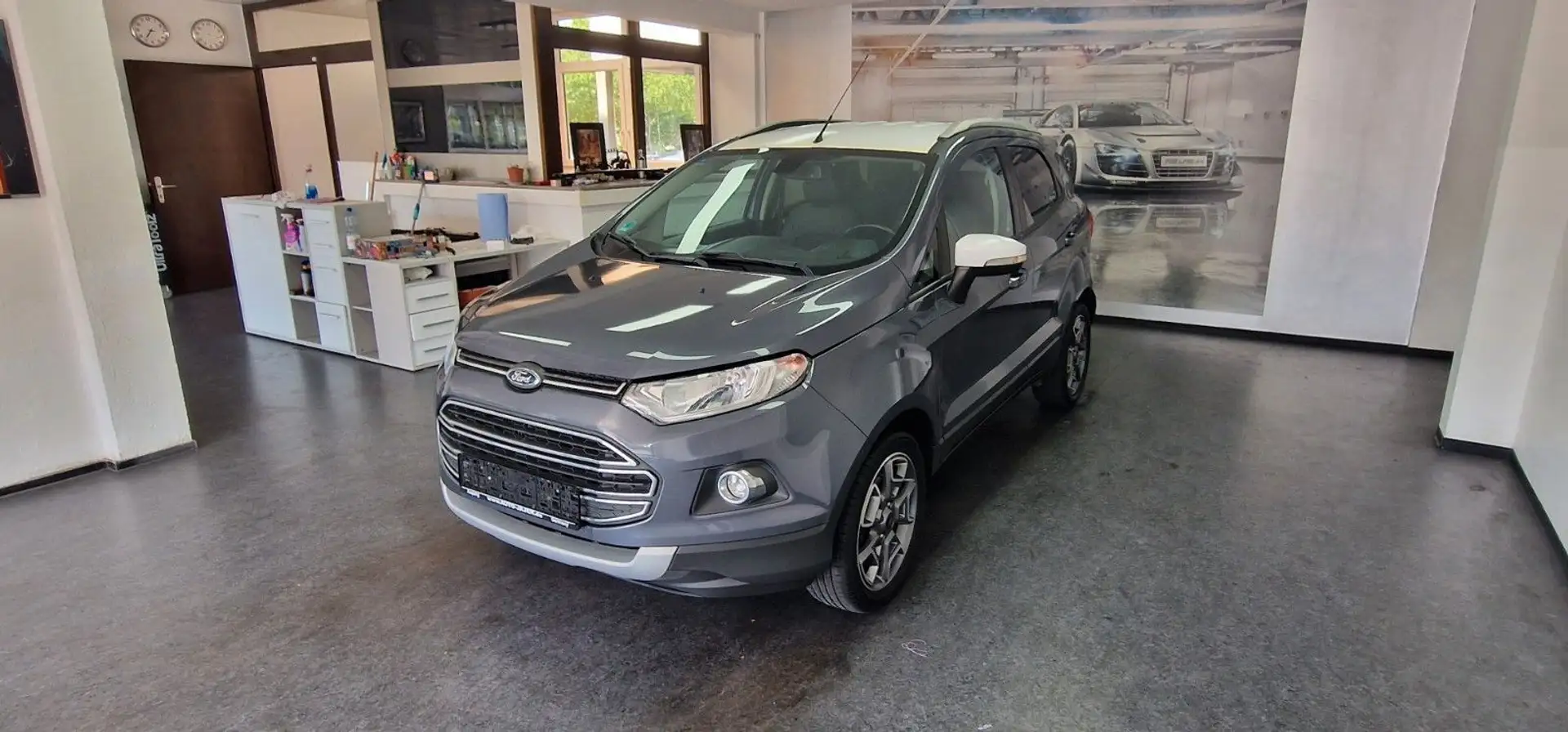 Ford EcoSport EcoSpor Titanium 59.000 km PDC TÜV 07/2027 Grau - 2