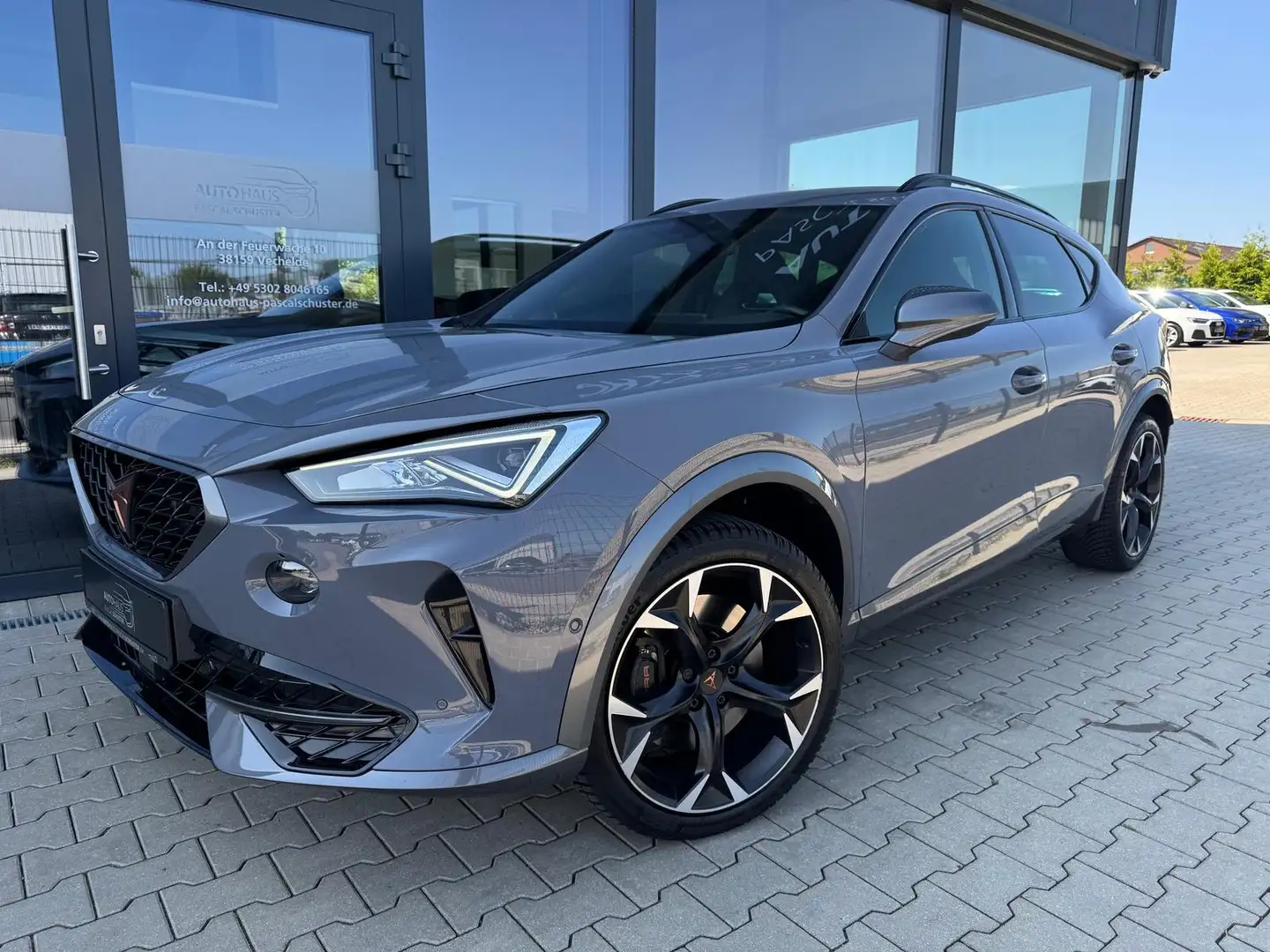 CUPRA Formentor VZ 4Drive 2.0 TSI/DSG/LED/AHK/KAM/ Grau - 2