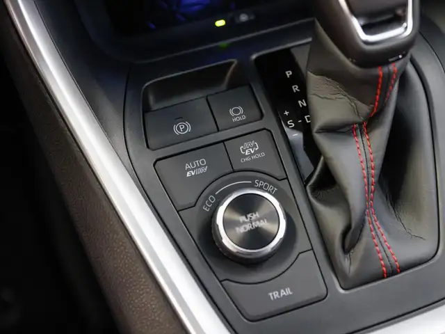 Toyota RAV4 view 14