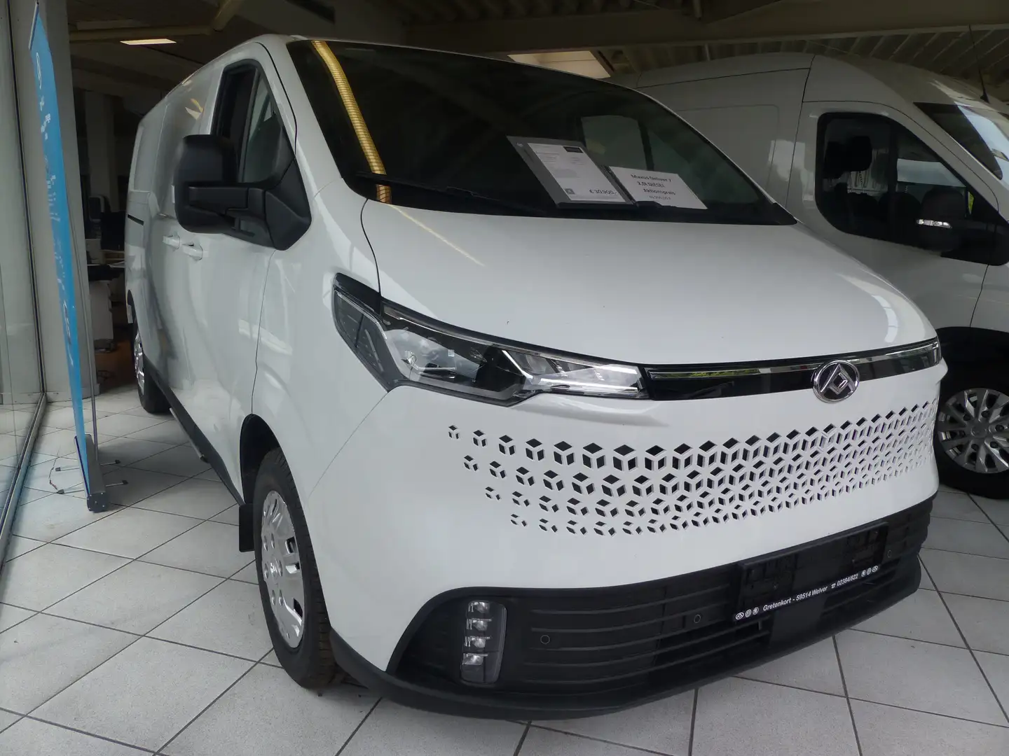 Maxus Deliver 7 Diesel Weiß - 2