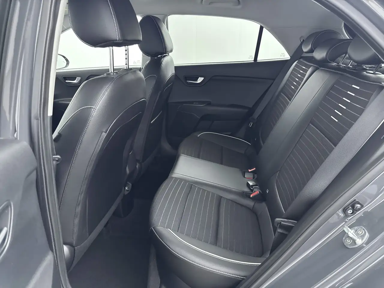 Kia Rio - 1.0 T-GDi MHEV GT-Line // DEALERONDERHOUDEN // S, миниатюра 5