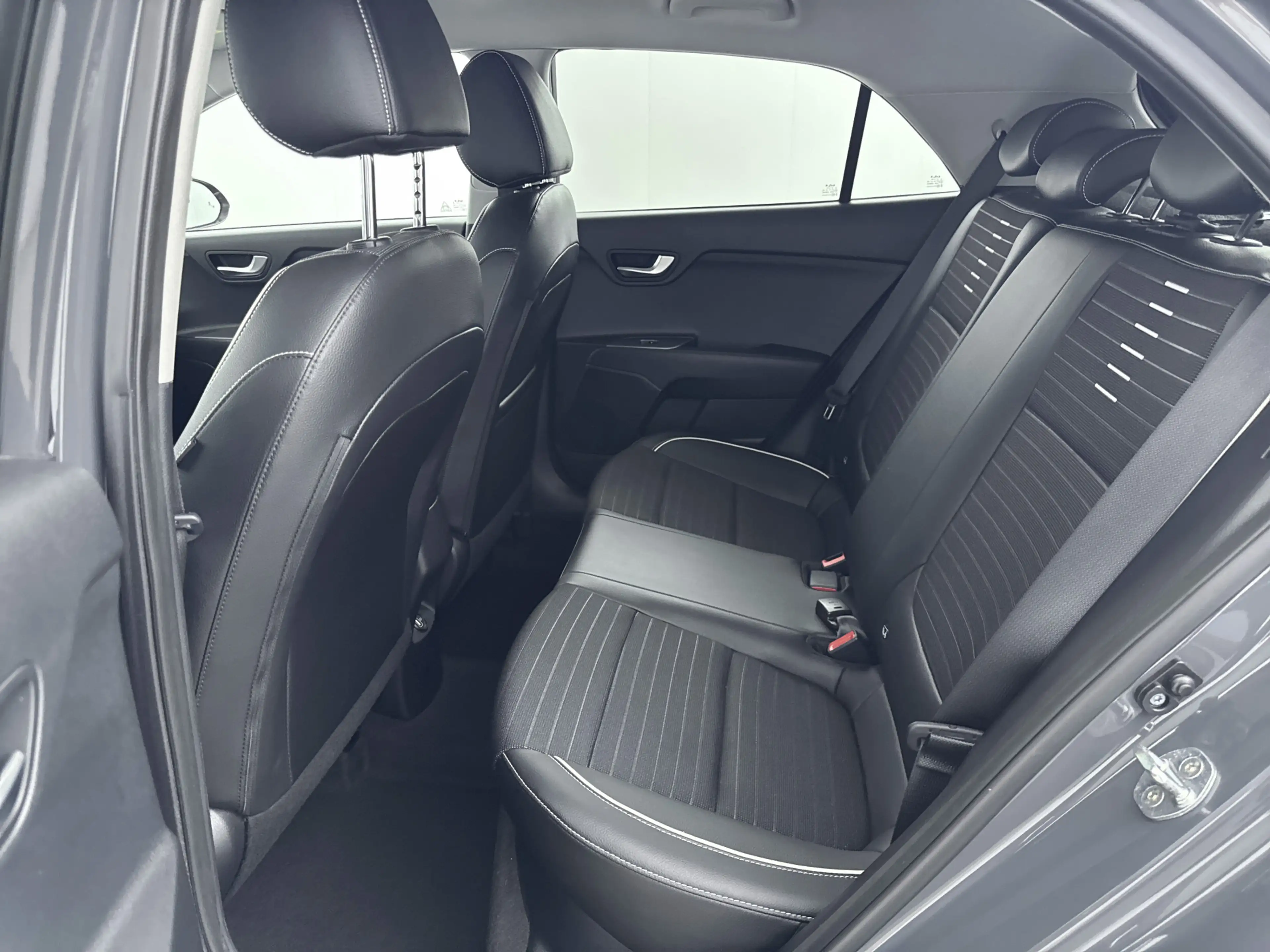 Kia Rio - 1.0 T-GDi MHEV GT-Line // DEALERONDERHOUDEN // S — photo 5