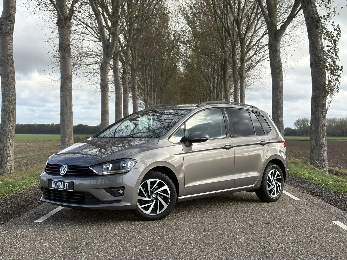 Volkswagen Golf Sportsvan 1.6 TDI / DSG / 180 DKM / EURO6 / GEKEURD VR VRKP - 1