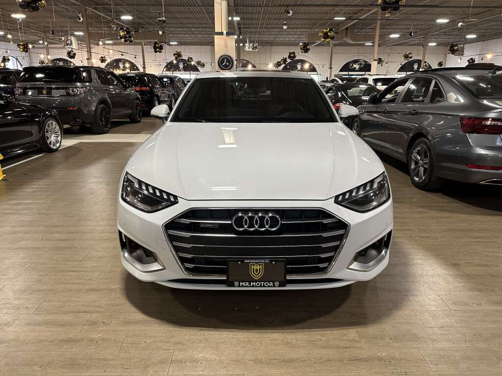 2023 Audi A4 Komfort 45 TFSI quattro — снимка 1