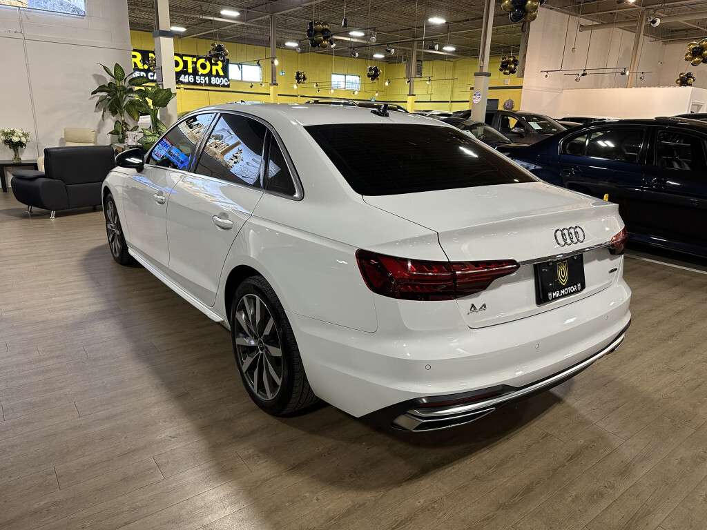2023 Audi A4 Komfort 45 TFSI quattro — снимка 1