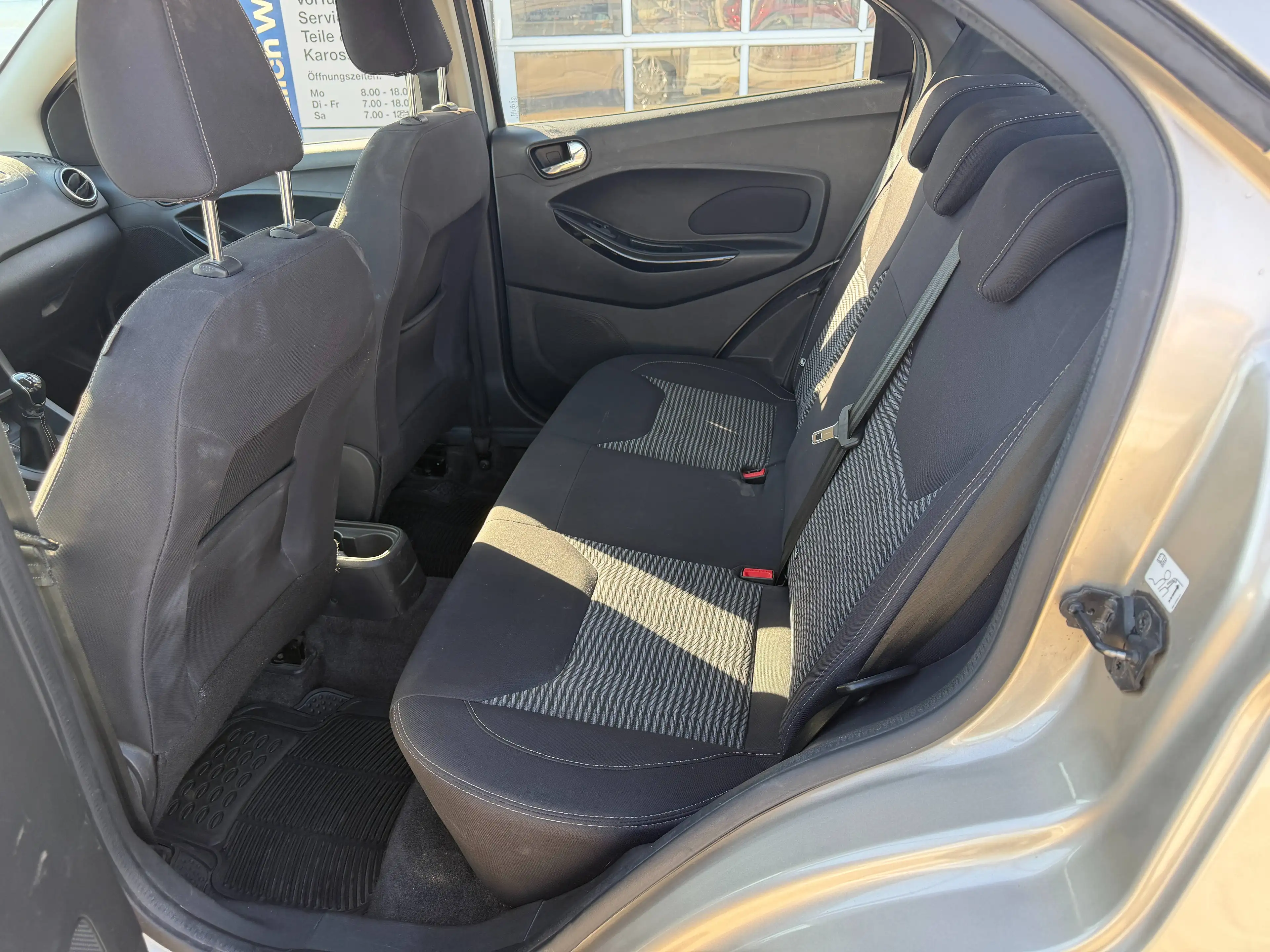 Ford Ka/Ka+ 1.2 Cool&Sound — photo 9