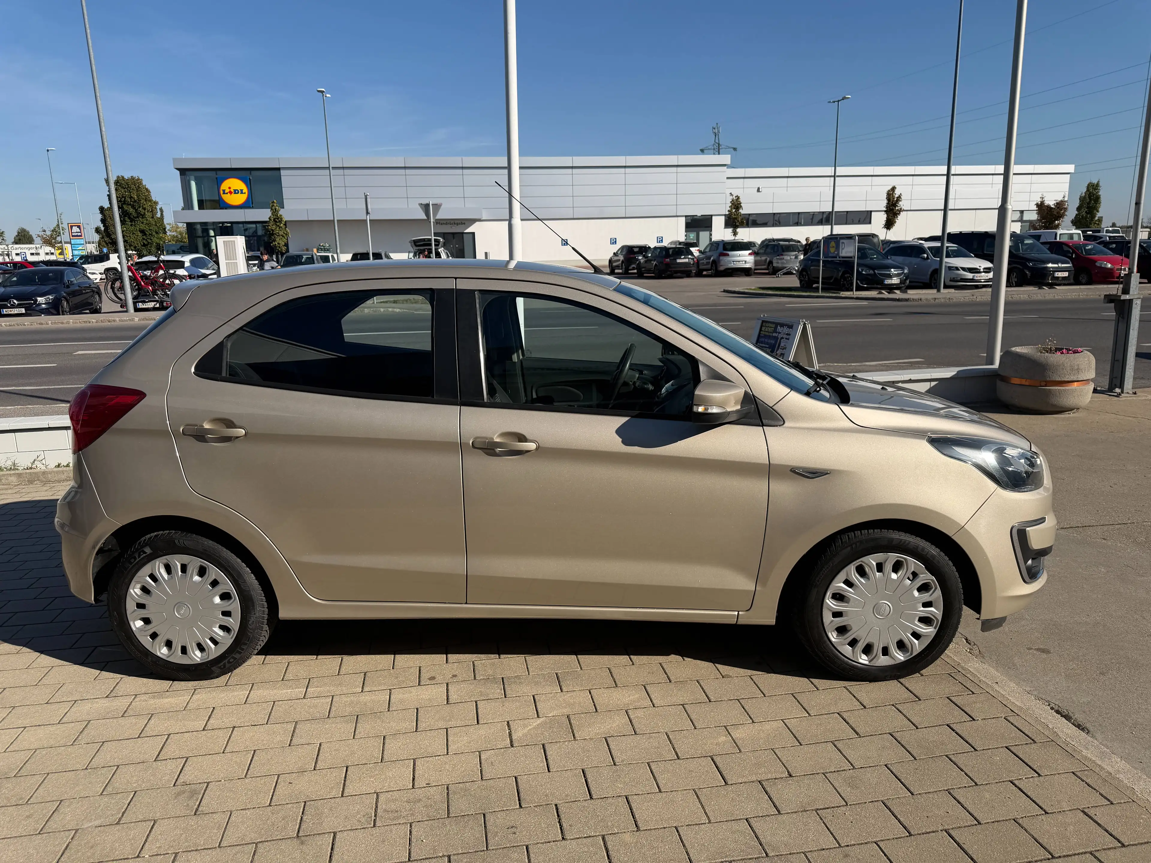 Ford Ka/Ka+ 1.2 Cool&Sound — photo 4