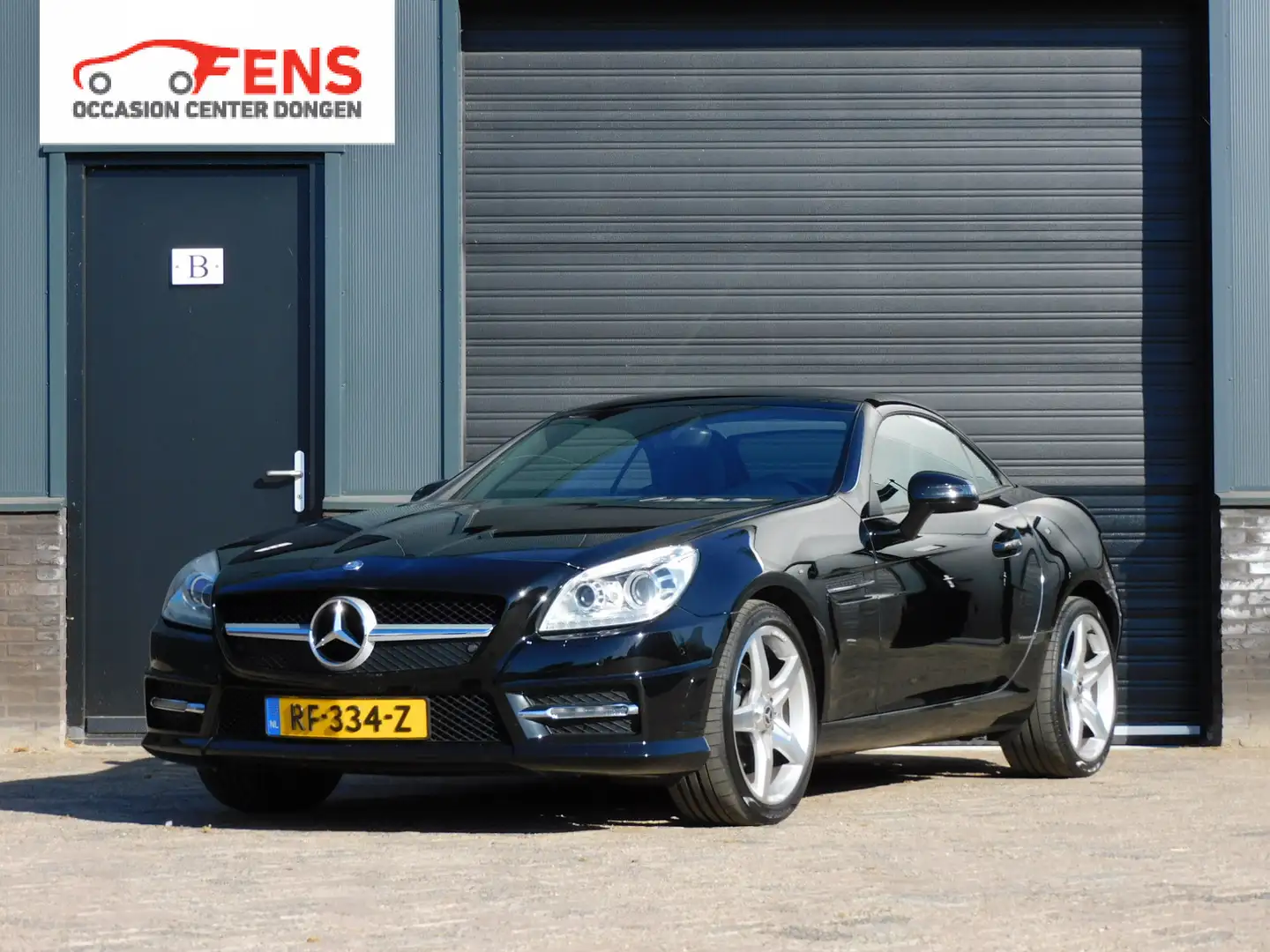 Mercedes-Benz SLK 200 TOPSTAAT! LEER! STOEL/NEK VERWARMING! DEALER OCCAS Černá - 1