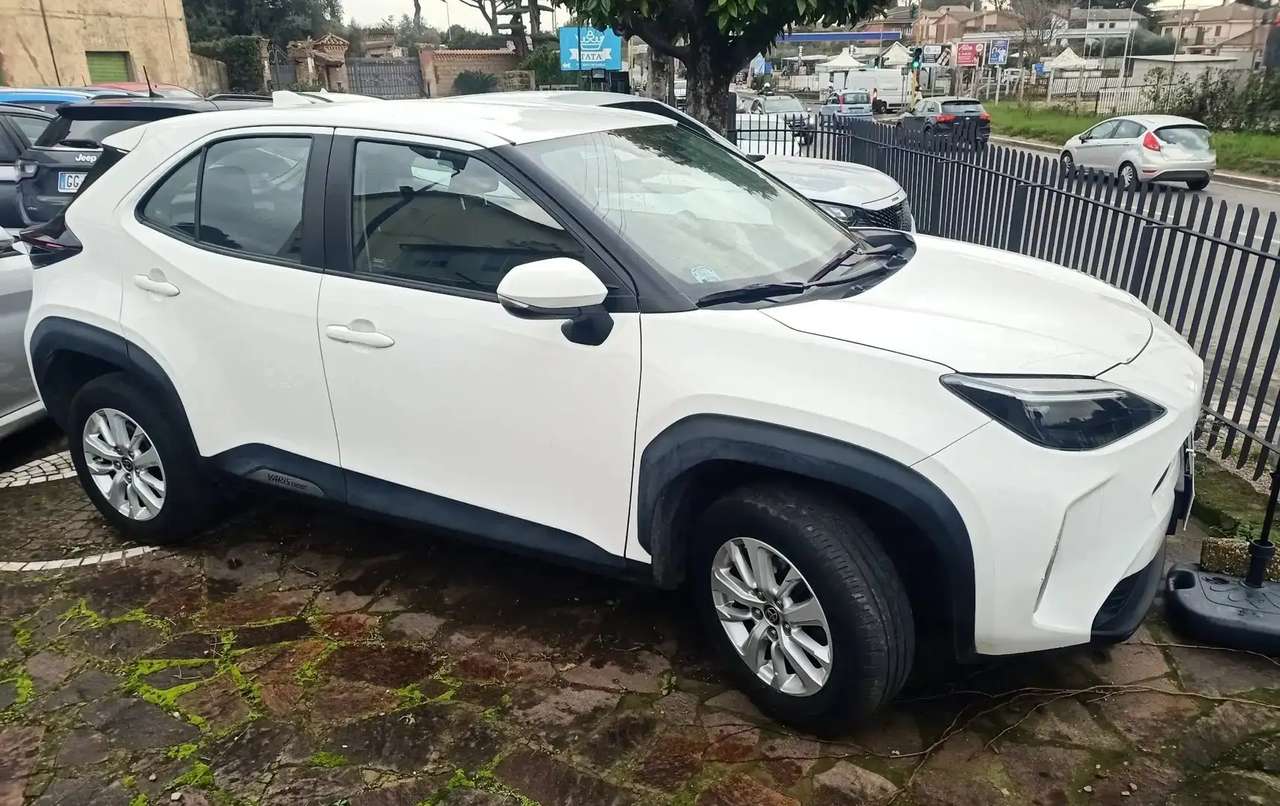 Toyota Yaris Cross 1.5h Business fwd 116cv e-cvt