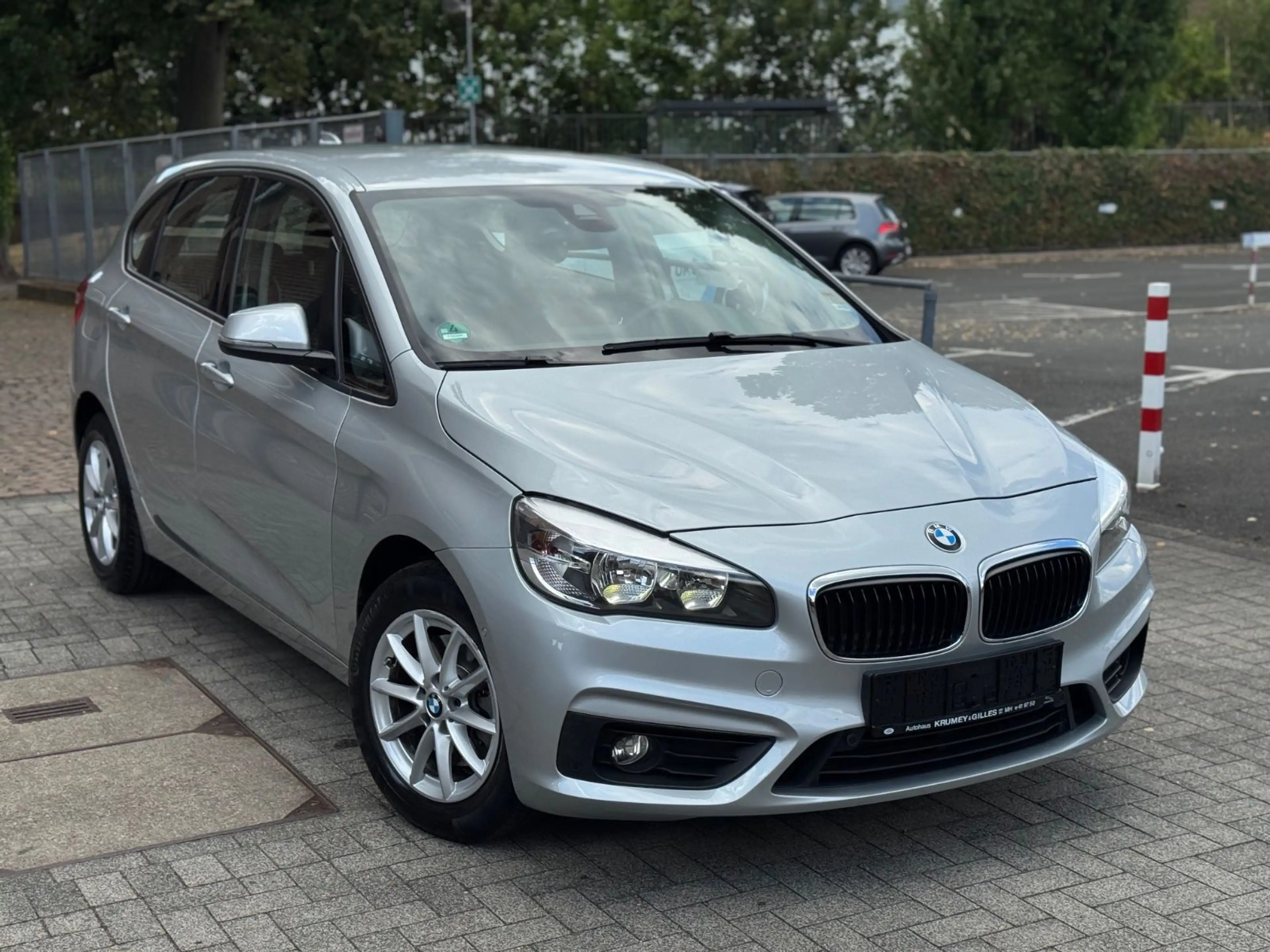 BMW 220 2 Active Tourer 220 i Advantage/1-Hand/AHK/ — photo 2