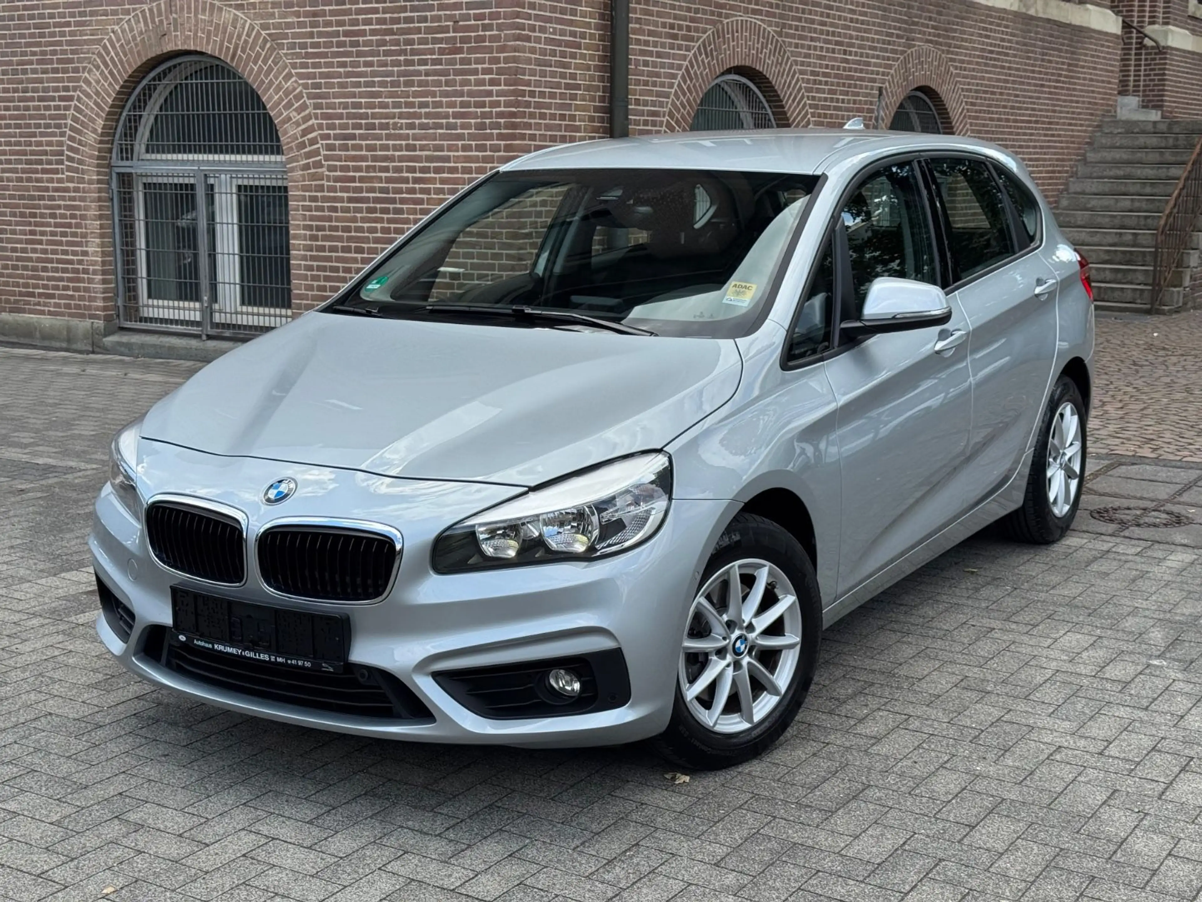 BMW 220 2 Active Tourer 220 i Advantage/1-Hand/AHK/