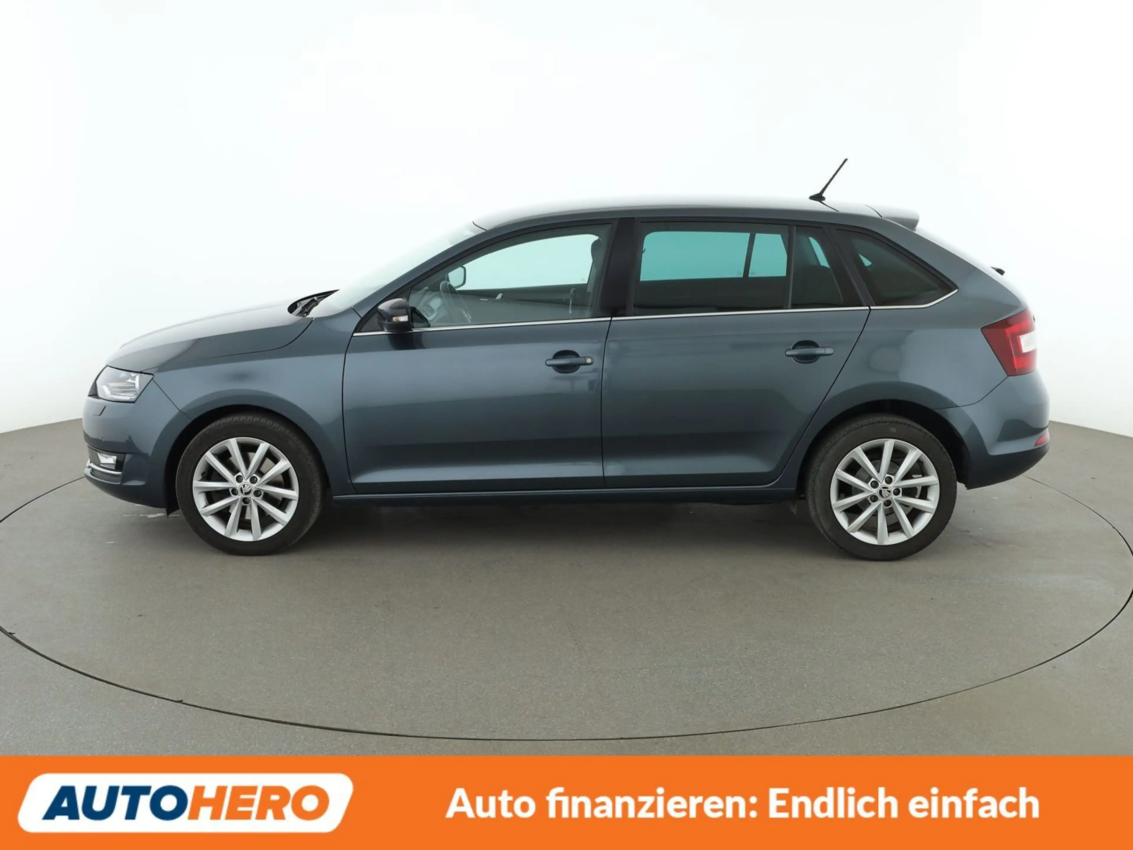 Skoda Rapid/Spaceback 1.0 TSI Style*NAVI*TEMPO*CAM*SHZ*PDC* — photo 3