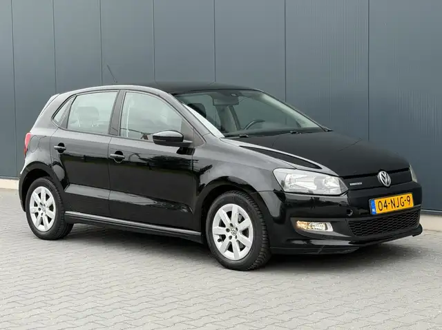 Volkswagen Polo view 10