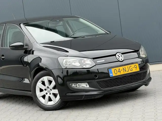 Volkswagen Polo view 12