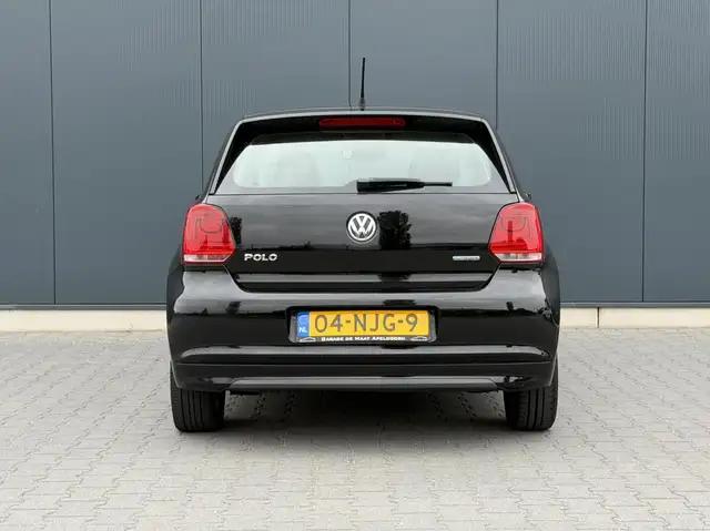 Volkswagen Polo view 8