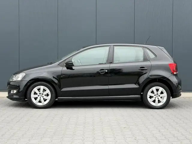 Volkswagen Polo view 9