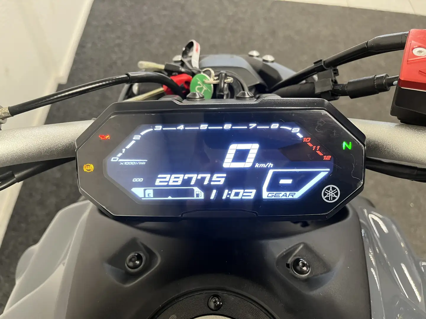 Yamaha MT-07 ABS Grijs - 2