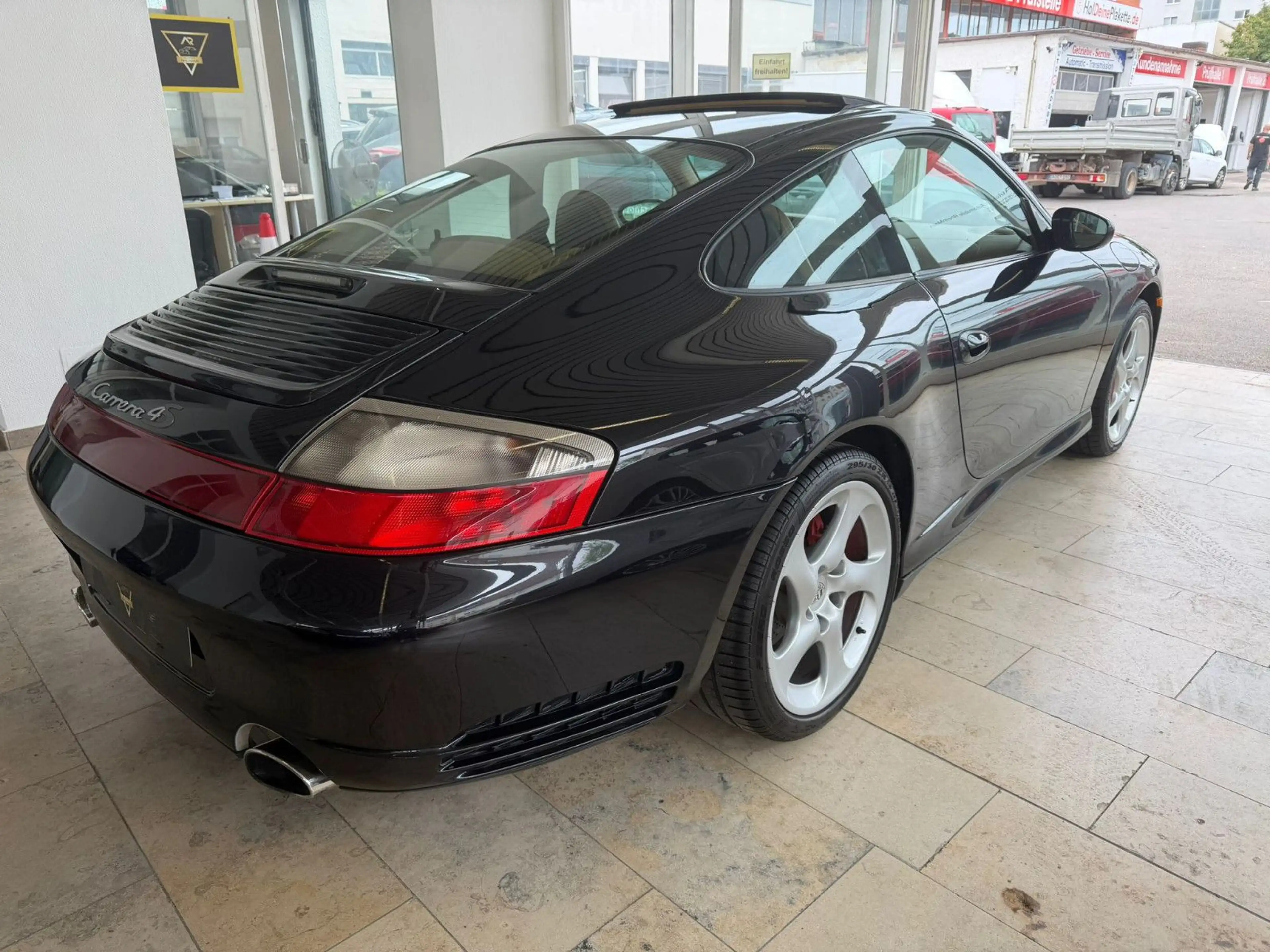 Porsche 996 Carrera 4S Modellplege/Xen/Led/S-Dach/Bose/ — photo 5
