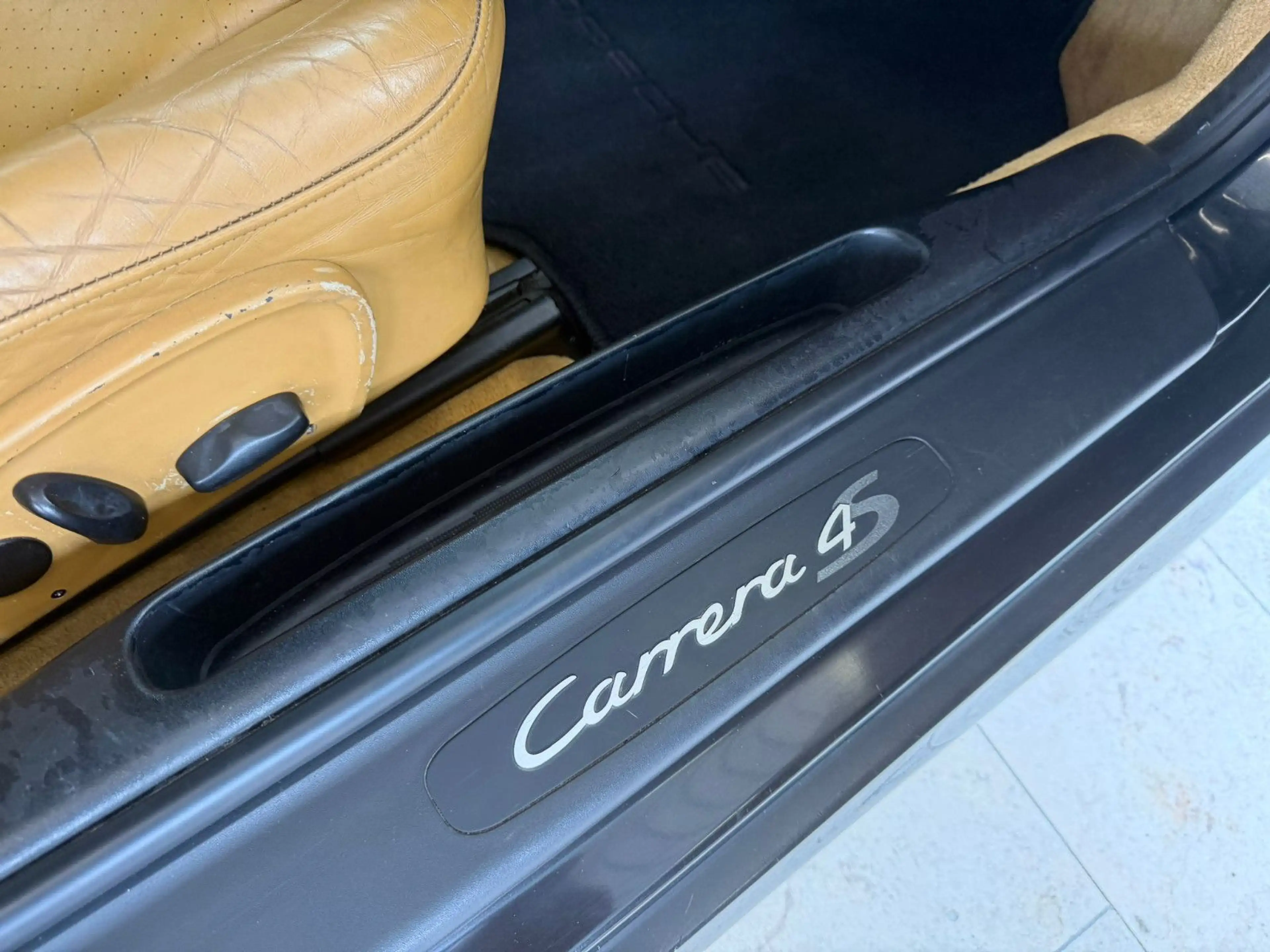 Porsche 996 Carrera 4S Modellplege/Xen/Led/S-Dach/Bose/ — photo 14