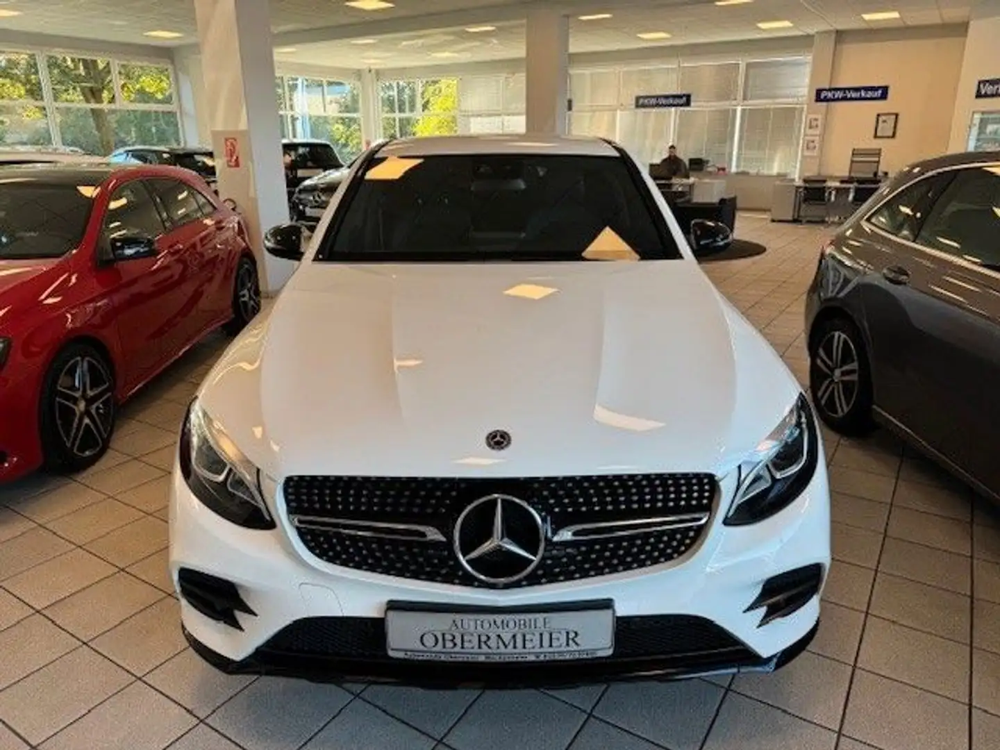 Mercedes-Benz GLC 250 d  AMG/Night Coupé 4M LED SHZ RFK Comand Weiß - 2