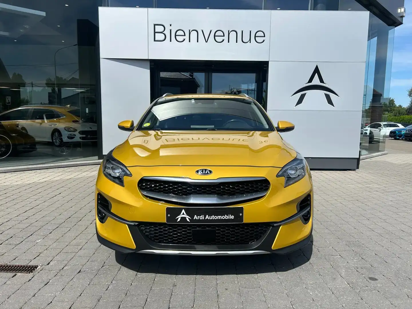 Kia XCeed 1.6 CRDi *GARANTIE*1ER PROP*CARPLAY/ANDROID*CAMERA Jaune - 2