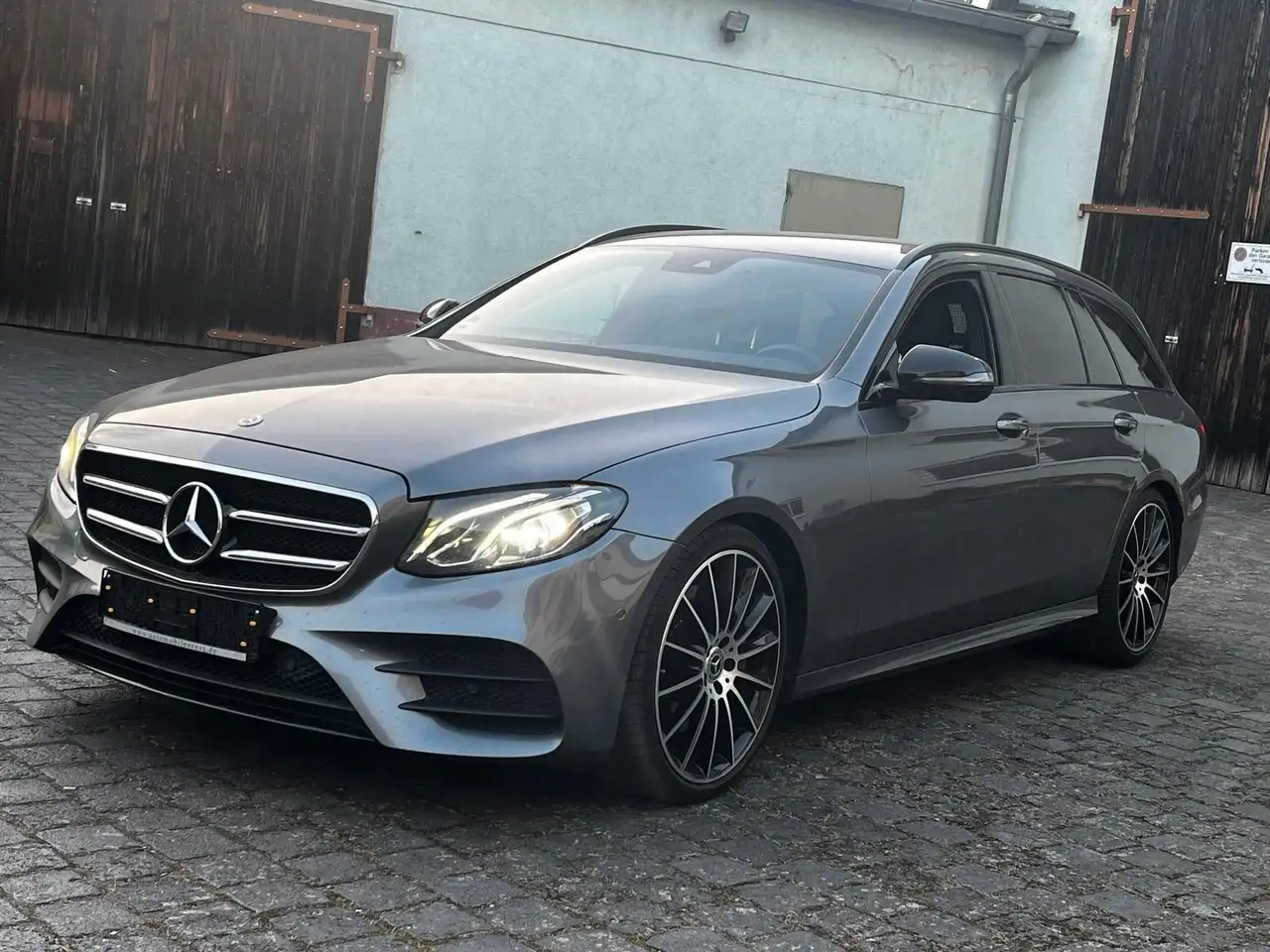 Mercedes-Benz E 400