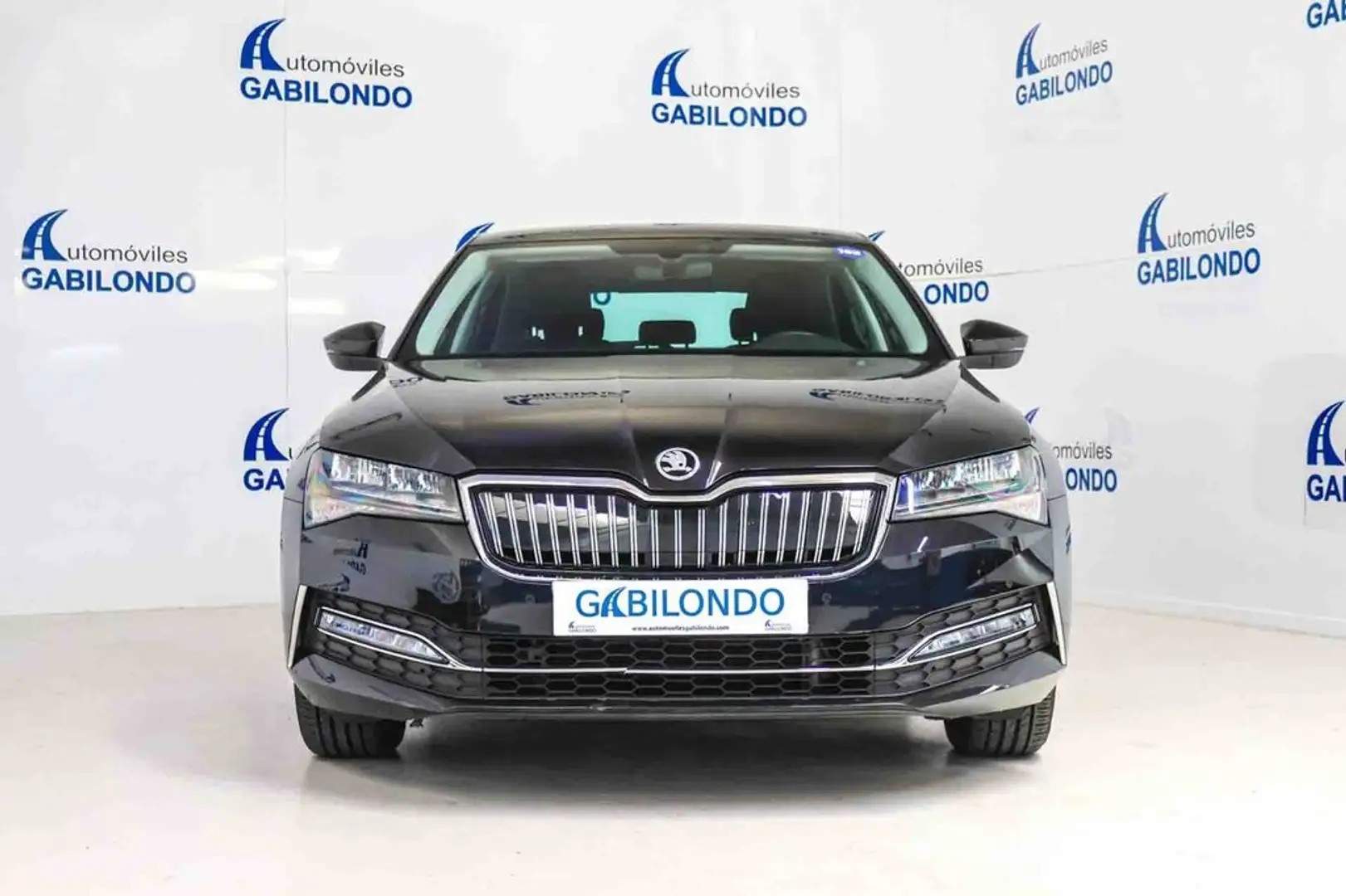 Skoda Superb L&K 1.4 TSI iV P-HEV 160kW DSG Negro - 2
