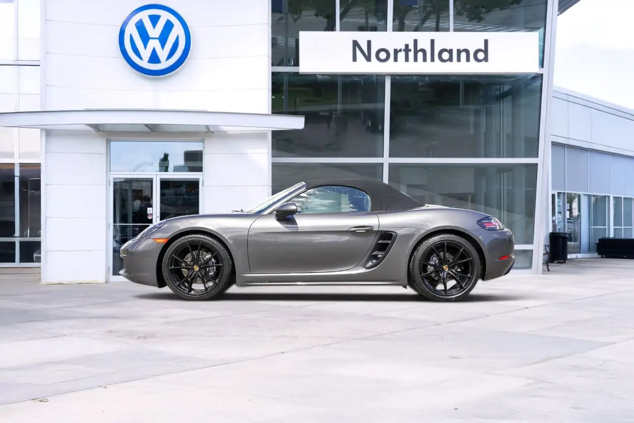 Porsche 718 Boxster снимка Porsche 718 Boxster