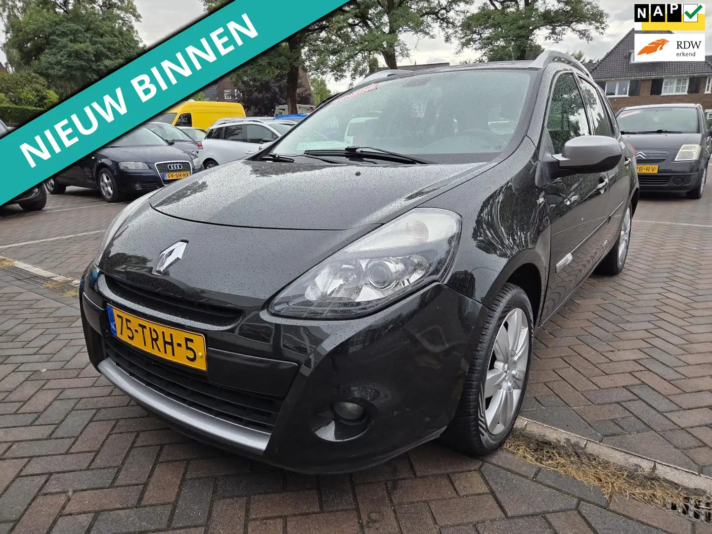 Renault Clio Estate 1.2 TCE Night & Day NIEUWE APK BIJ AFLEVERI Zwart - 1