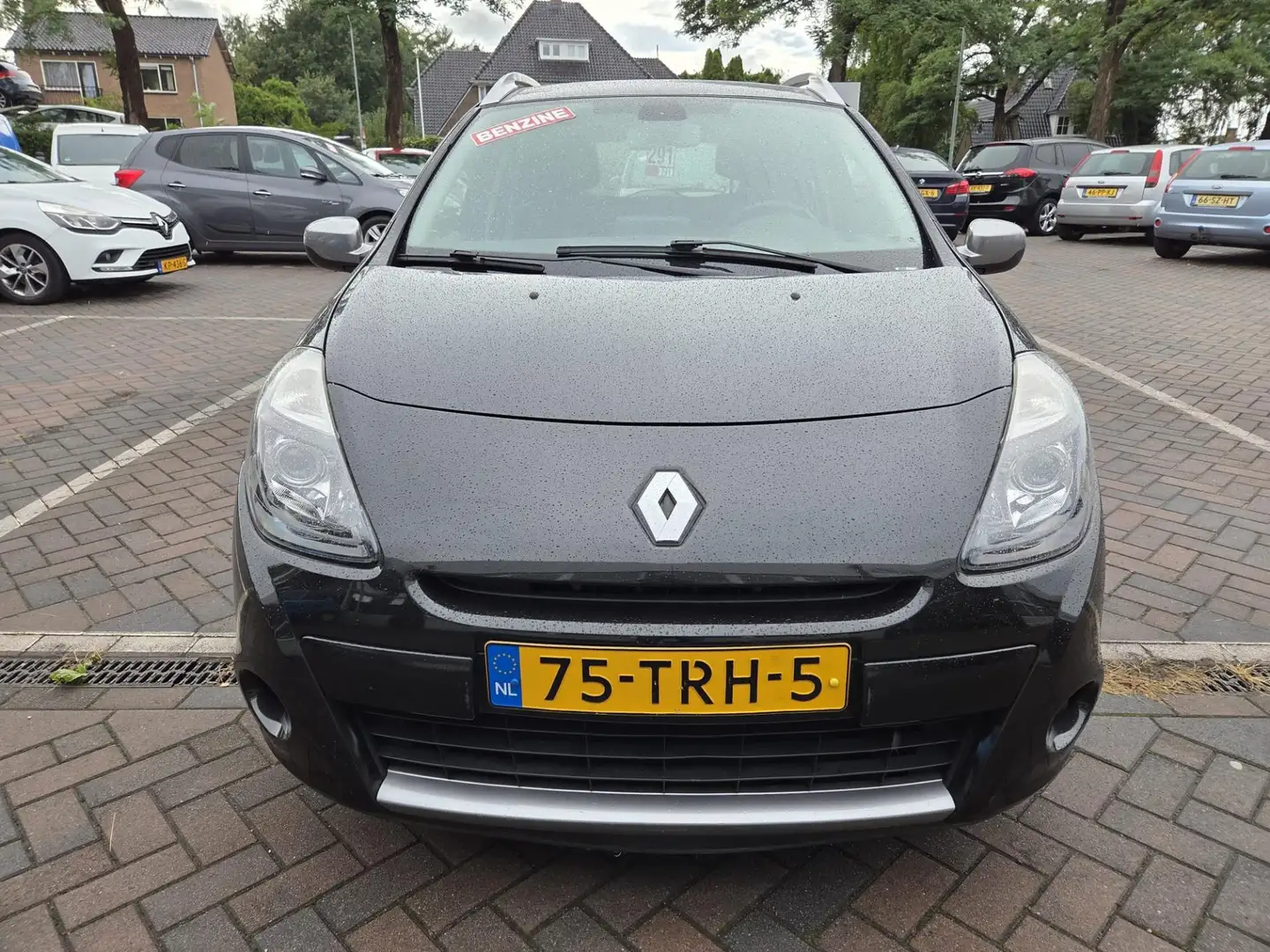 Renault Clio Estate 1.2 TCE Night & Day NIEUWE APK BIJ AFLEVERI Zwart - 2