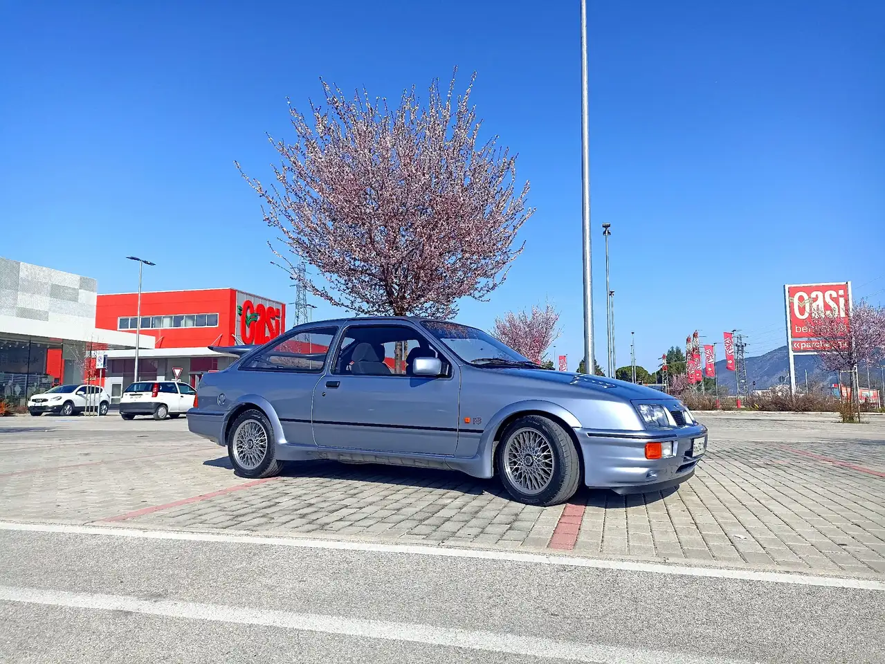 Ford Sierra 3p 2.0 RS Cosworth, foto 12