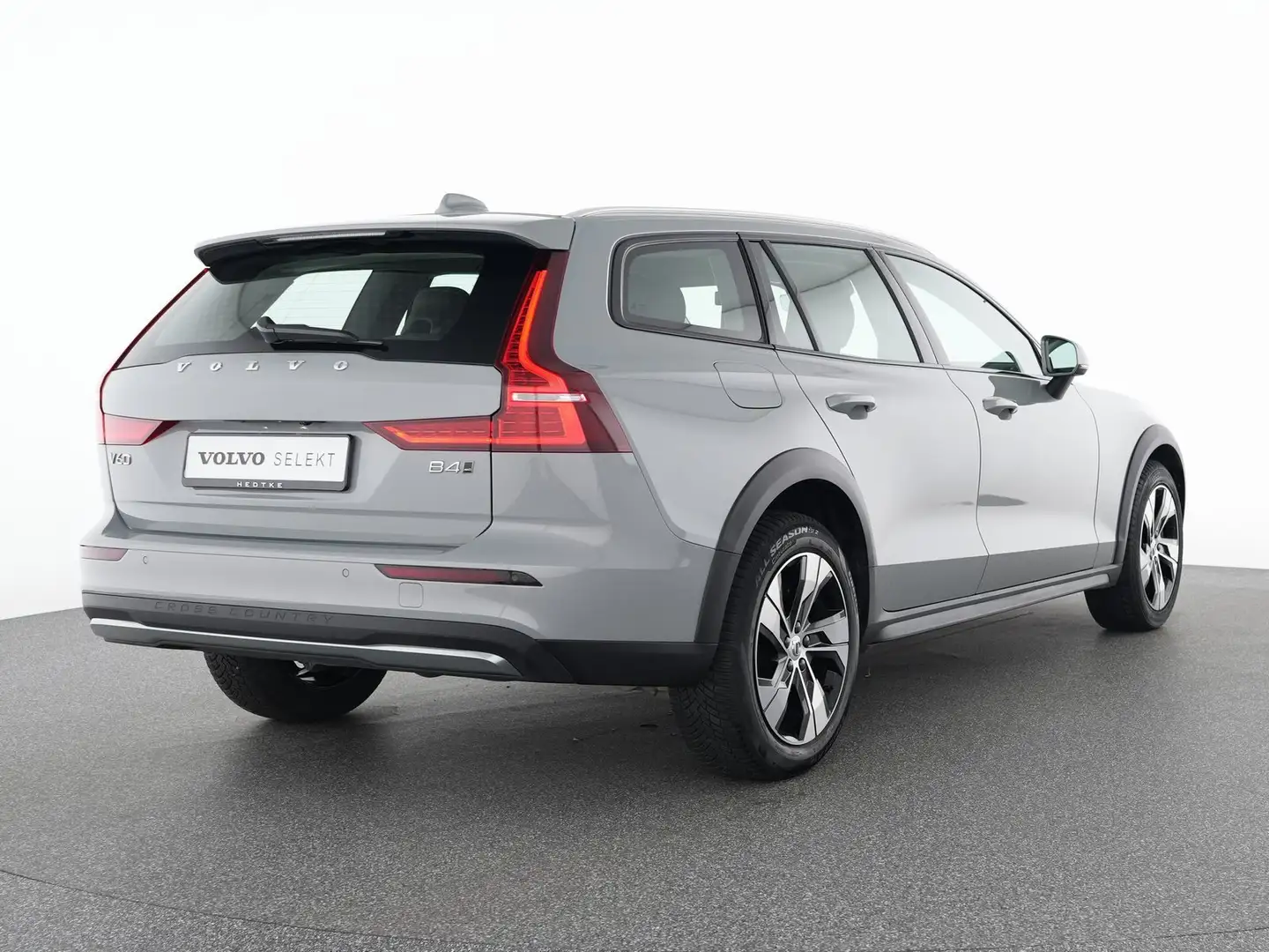 Volvo V60 Cross Country B4 AWD Plus 18"+WINTER-PAKET Gris - 2