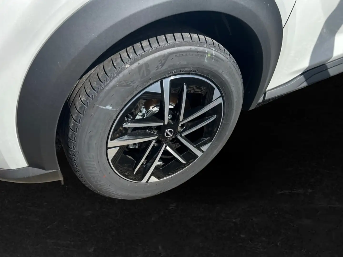 Nissan Juke N-Connecta 1.0 DIG-T 114 PS 7DCT Winterpaket BFS R Bianco - 2