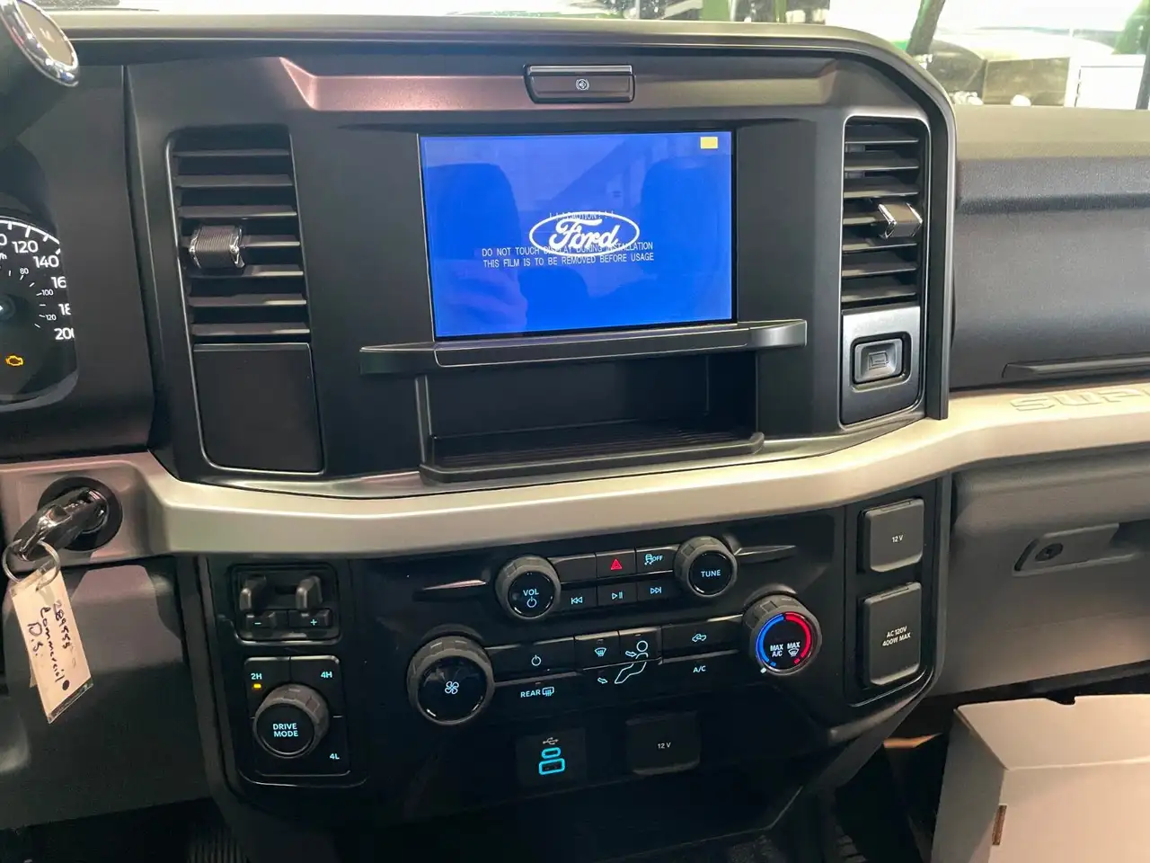 Ford F-600 Super Duty photo Ford F-600 Super Duty