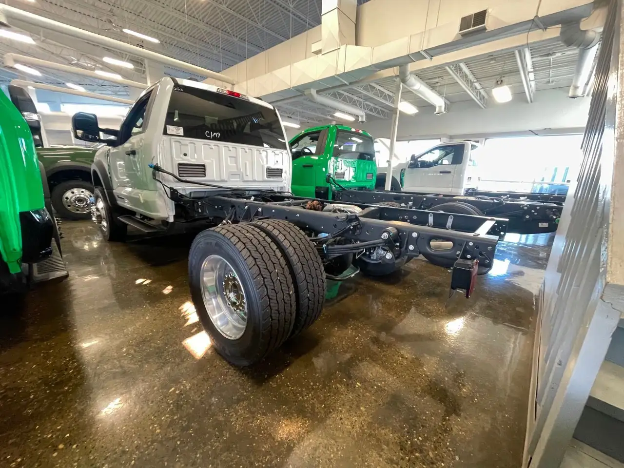 Ford F-600 Super Duty photo Ford F-600 Super Duty