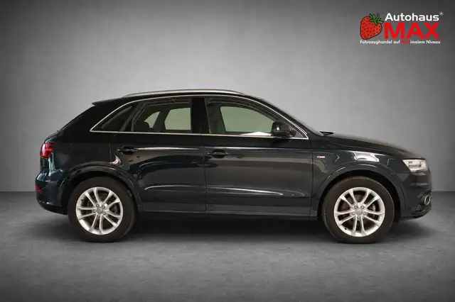 Audi Q3 view 7